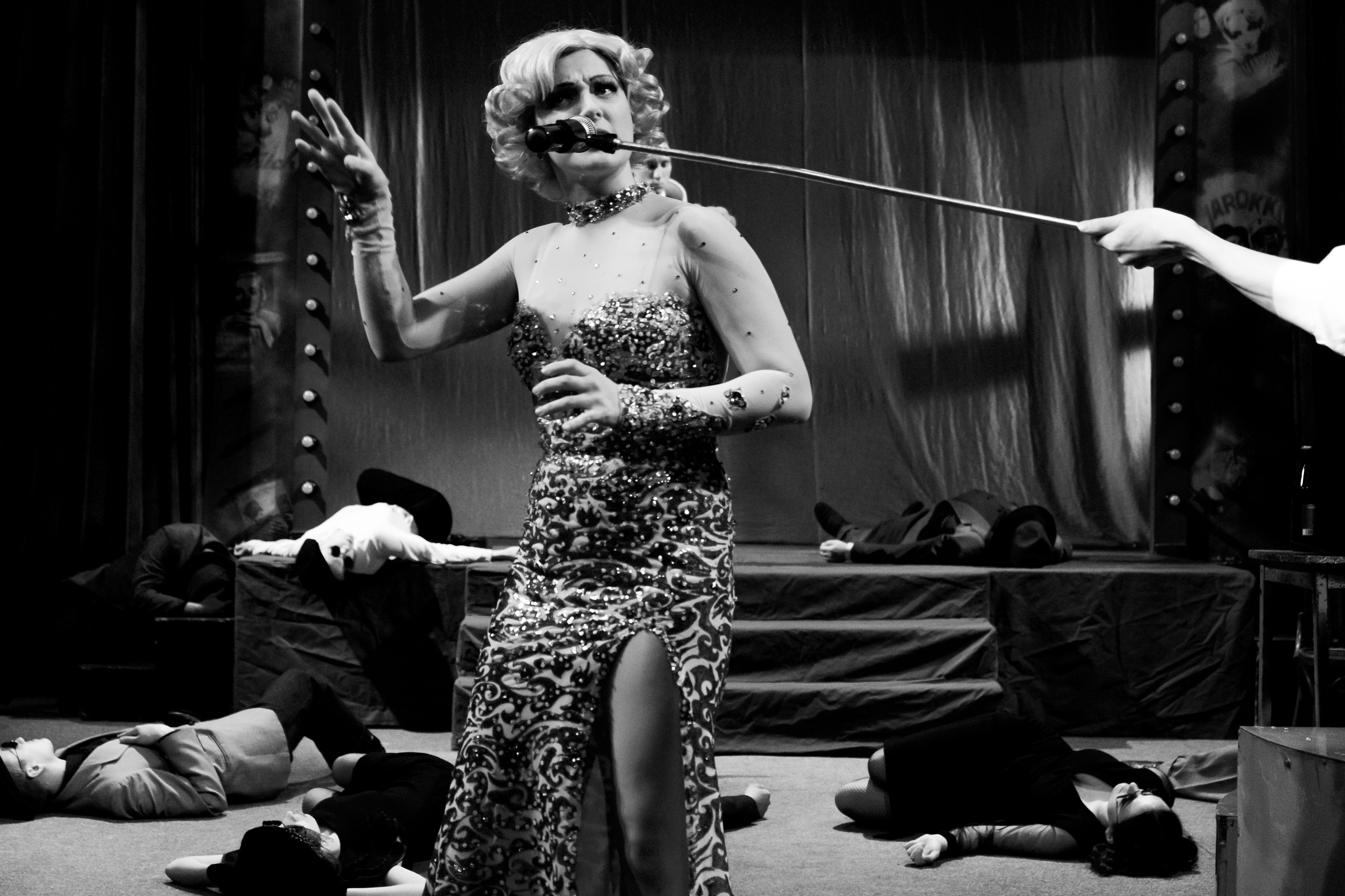 Марлен. Не смотри на других, смотри внутрь себя