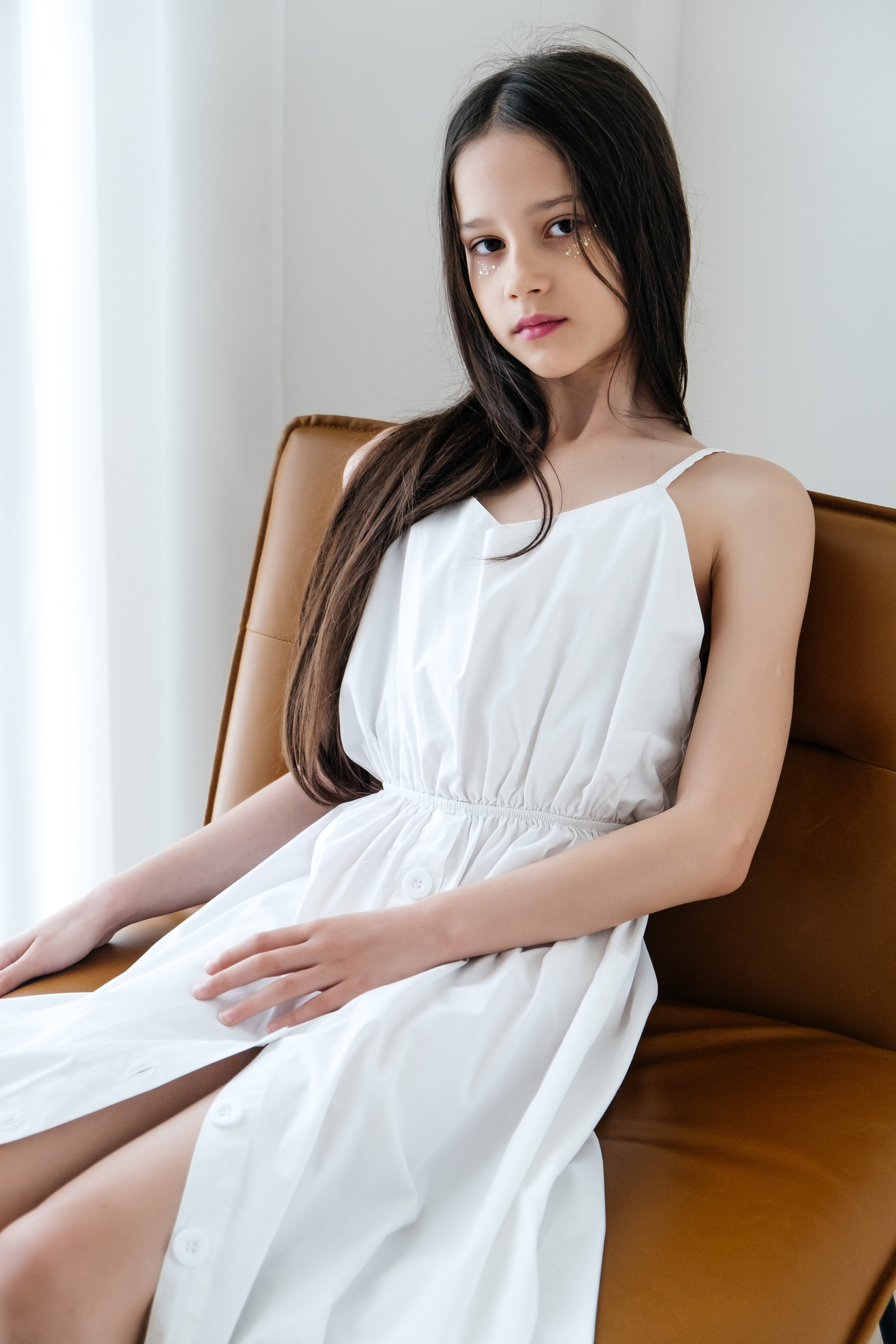 Арина. Не смотри на других, смотри внутрь себя