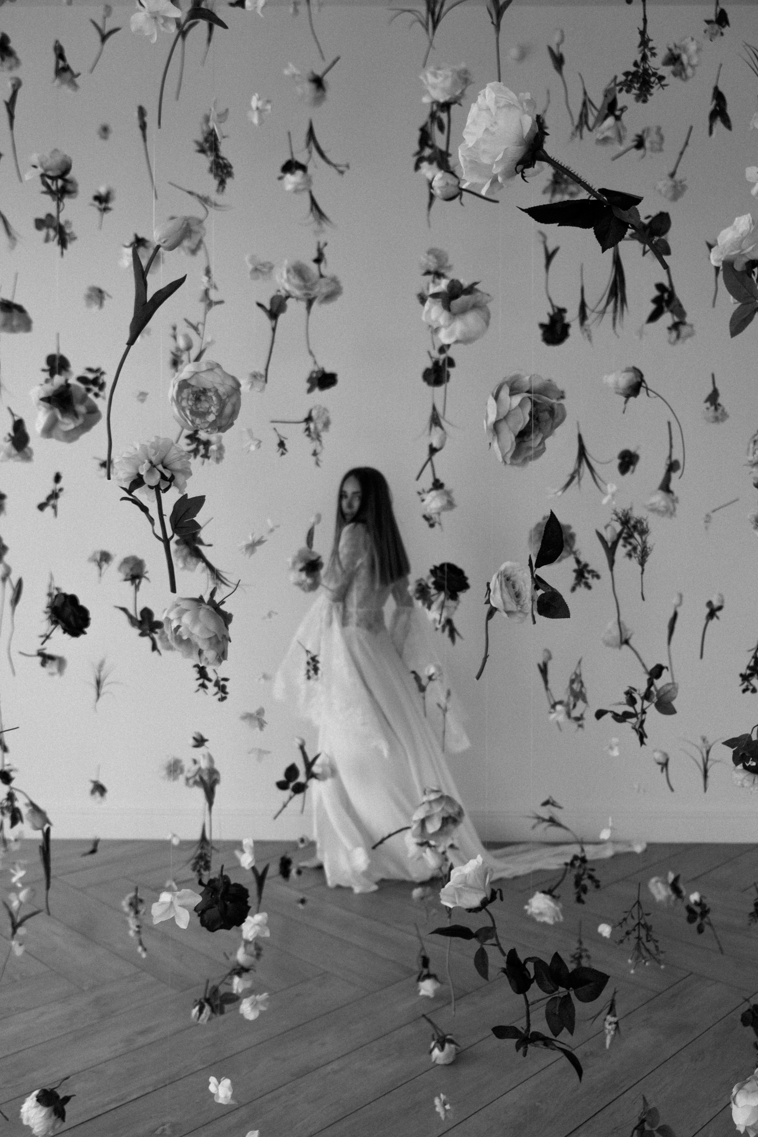 Марина. Не смотри на других, смотри внутрь себя