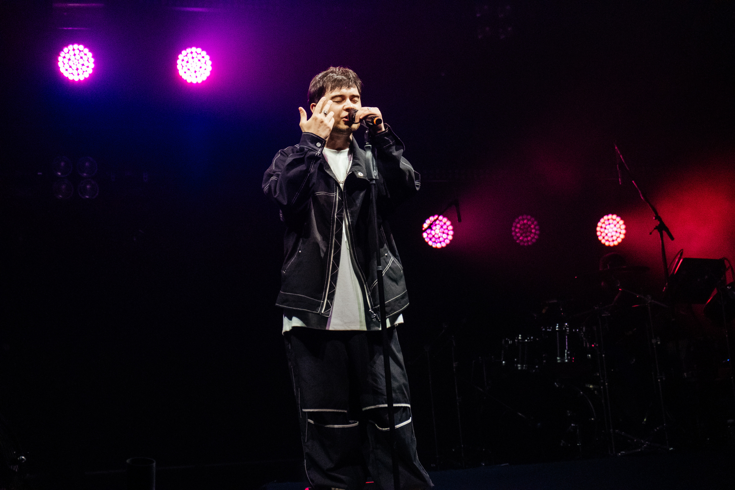 Zivert 07/05/22. Не смотри на других, смотри внутрь себя