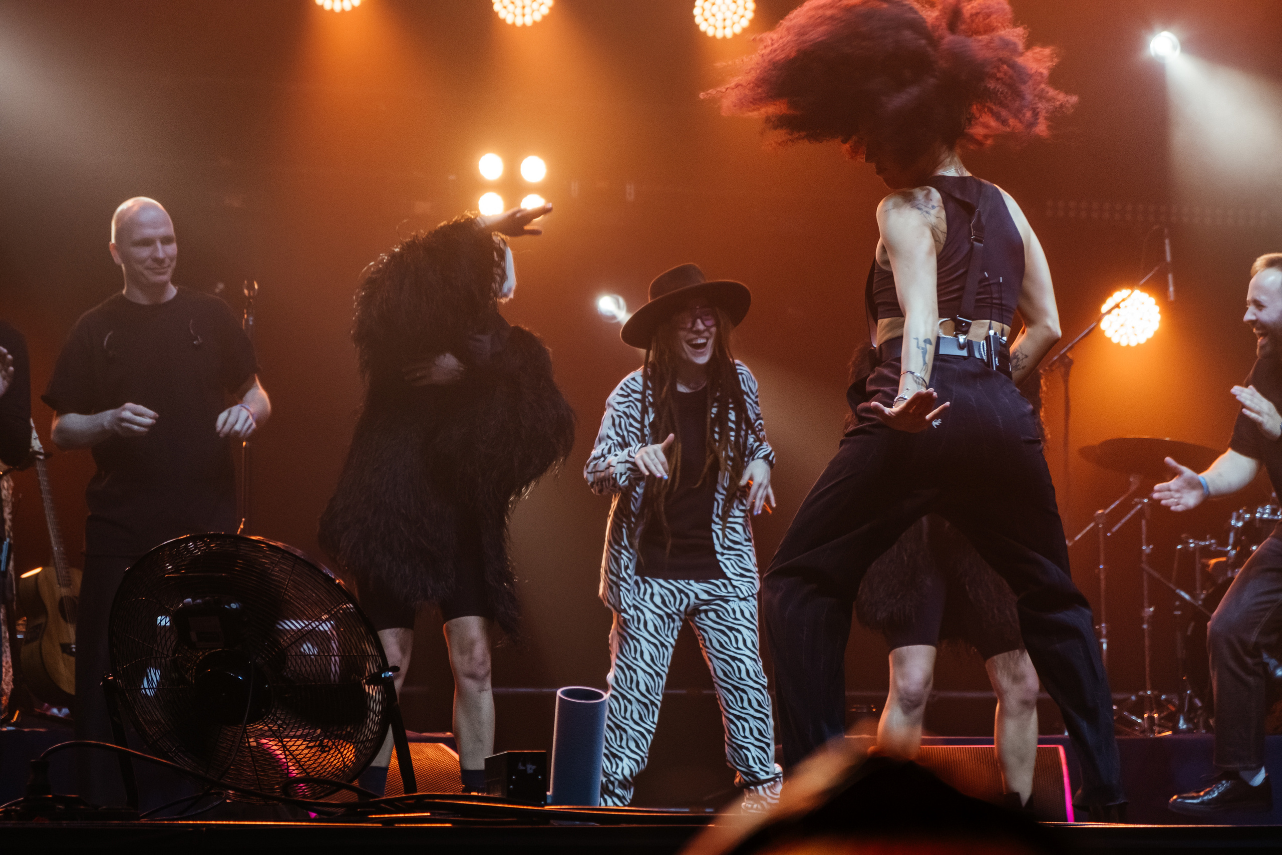 Zivert 07/05/22. Не смотри на других, смотри внутрь себя