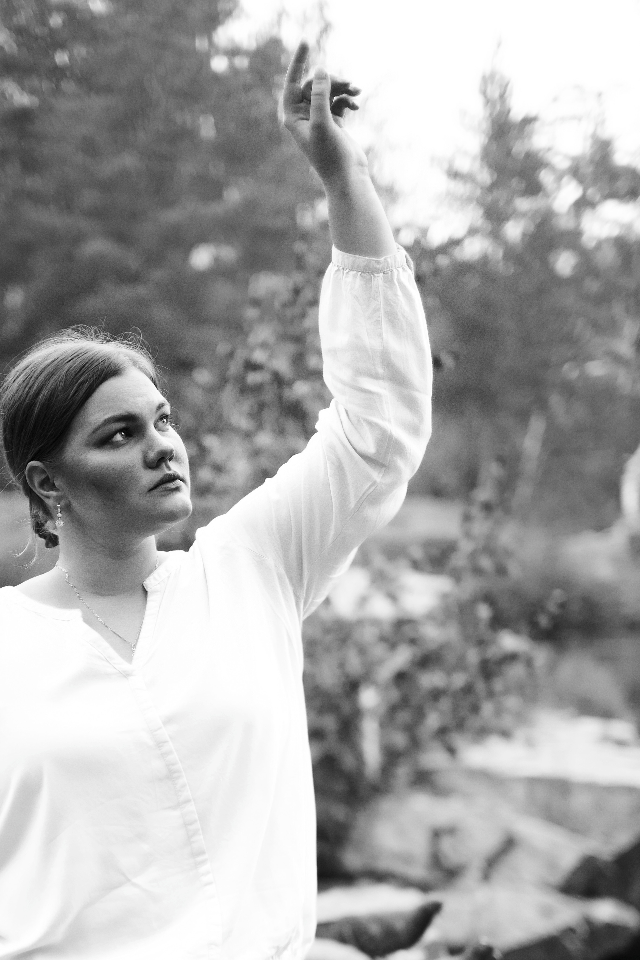 Настя. Не смотри на других, смотри внутрь себя