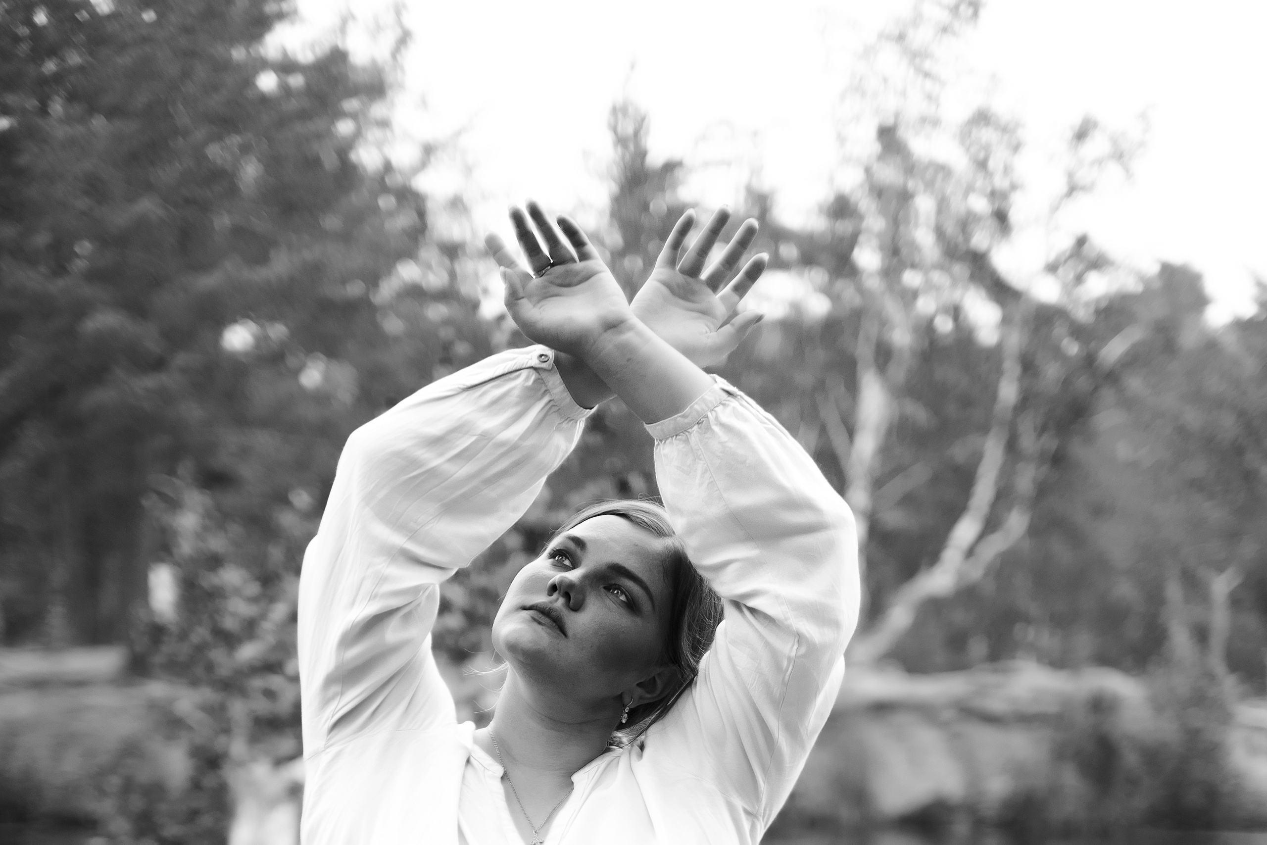 Настя. Не смотри на других, смотри внутрь себя