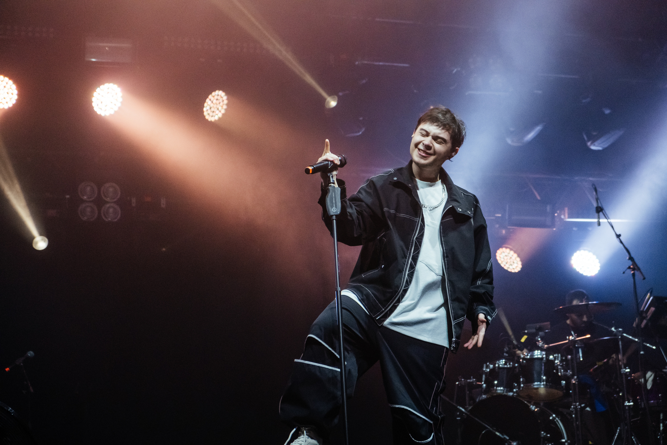 Zivert 07/05/22. Не смотри на других, смотри внутрь себя