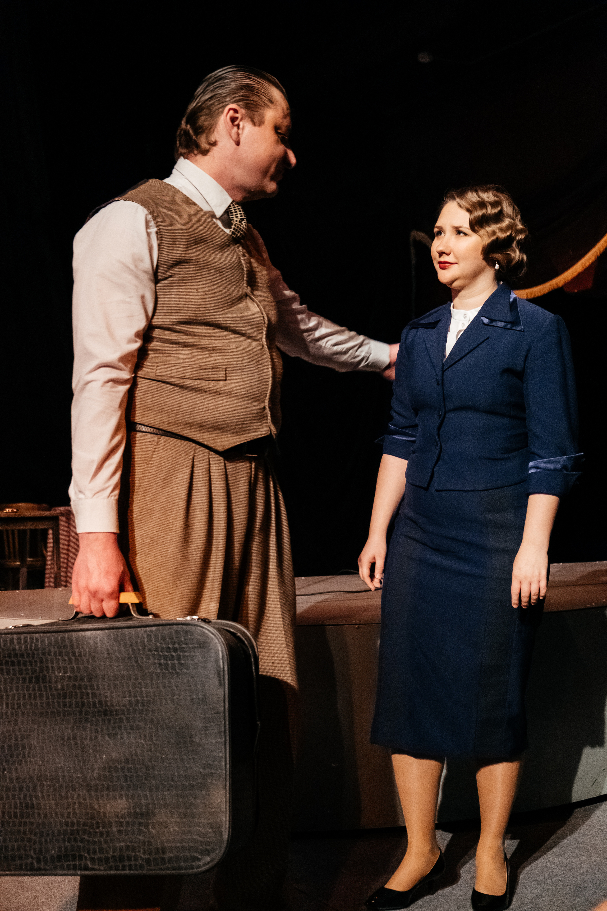 Марлен. Не смотри на других, смотри внутрь себя