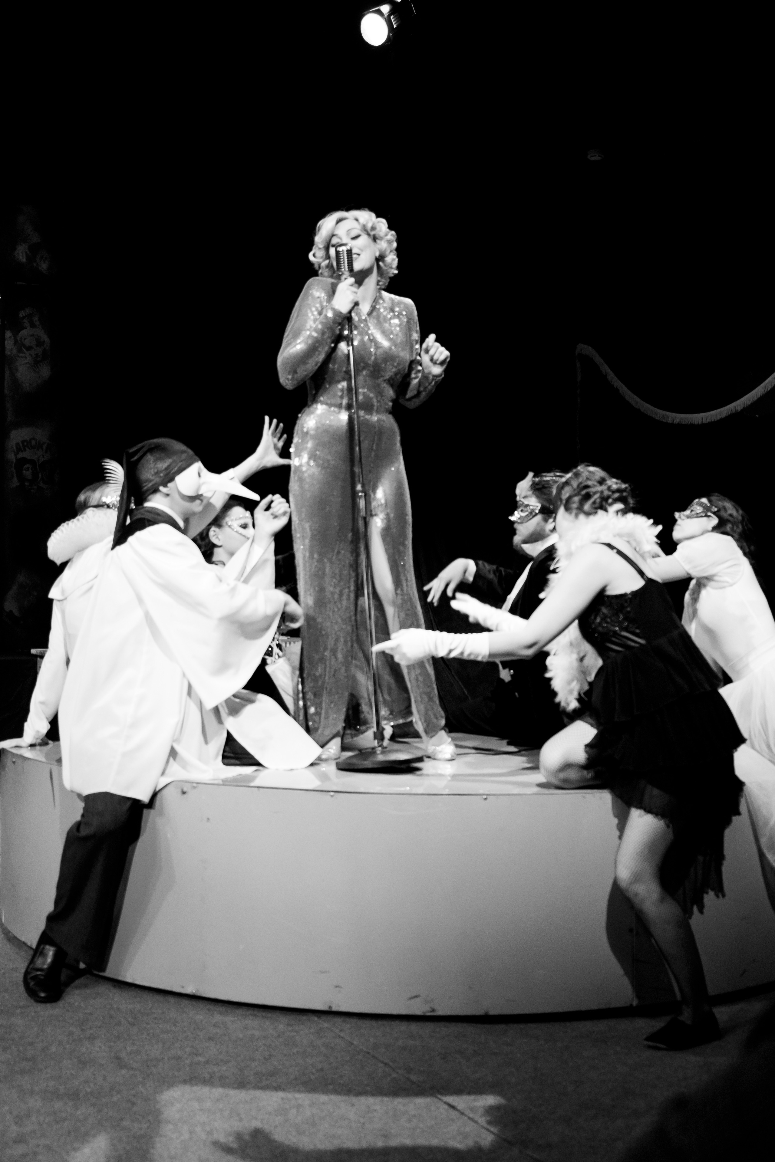 Марлен. Не смотри на других, смотри внутрь себя