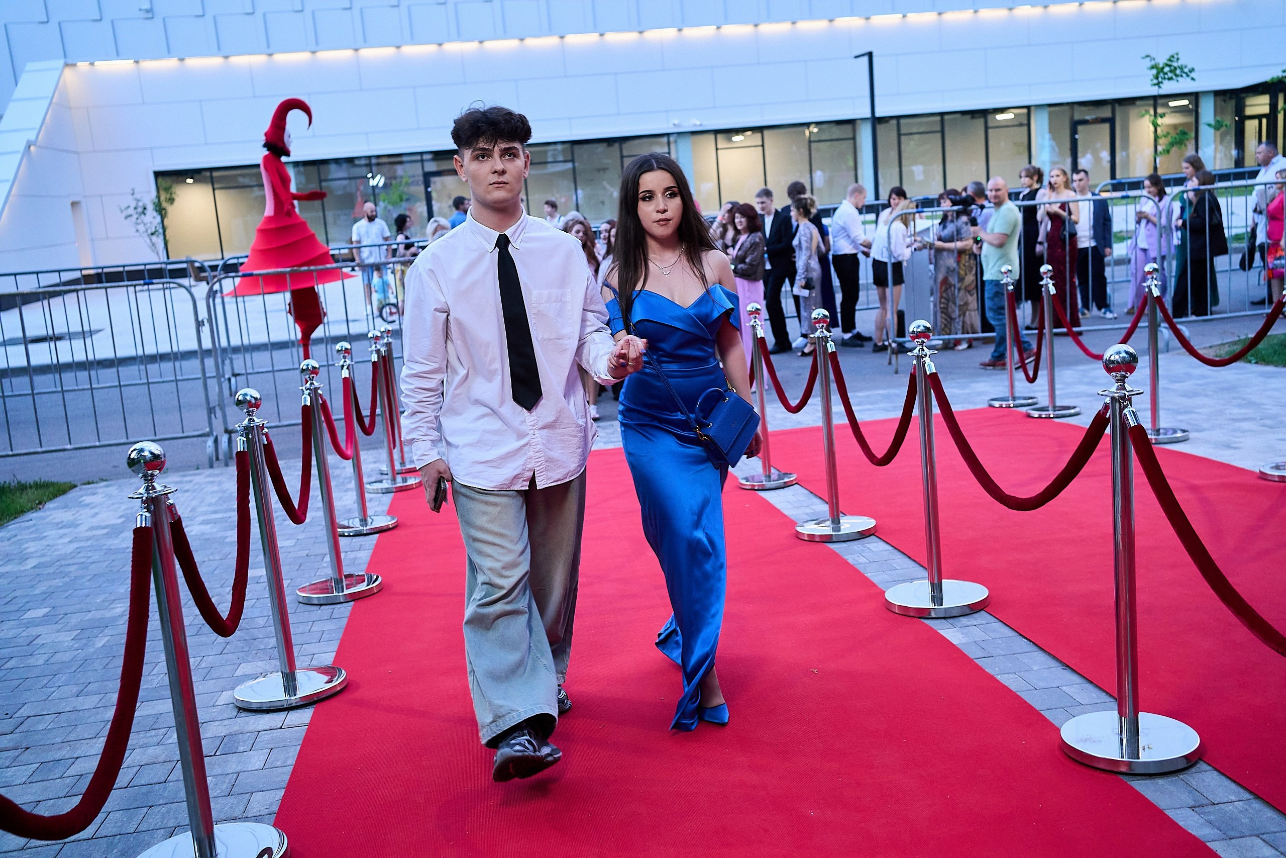 Выпускной 2024 концертный зал Академия ВТБ. Фотограф и Видеограф в Москве. Олег Корушев