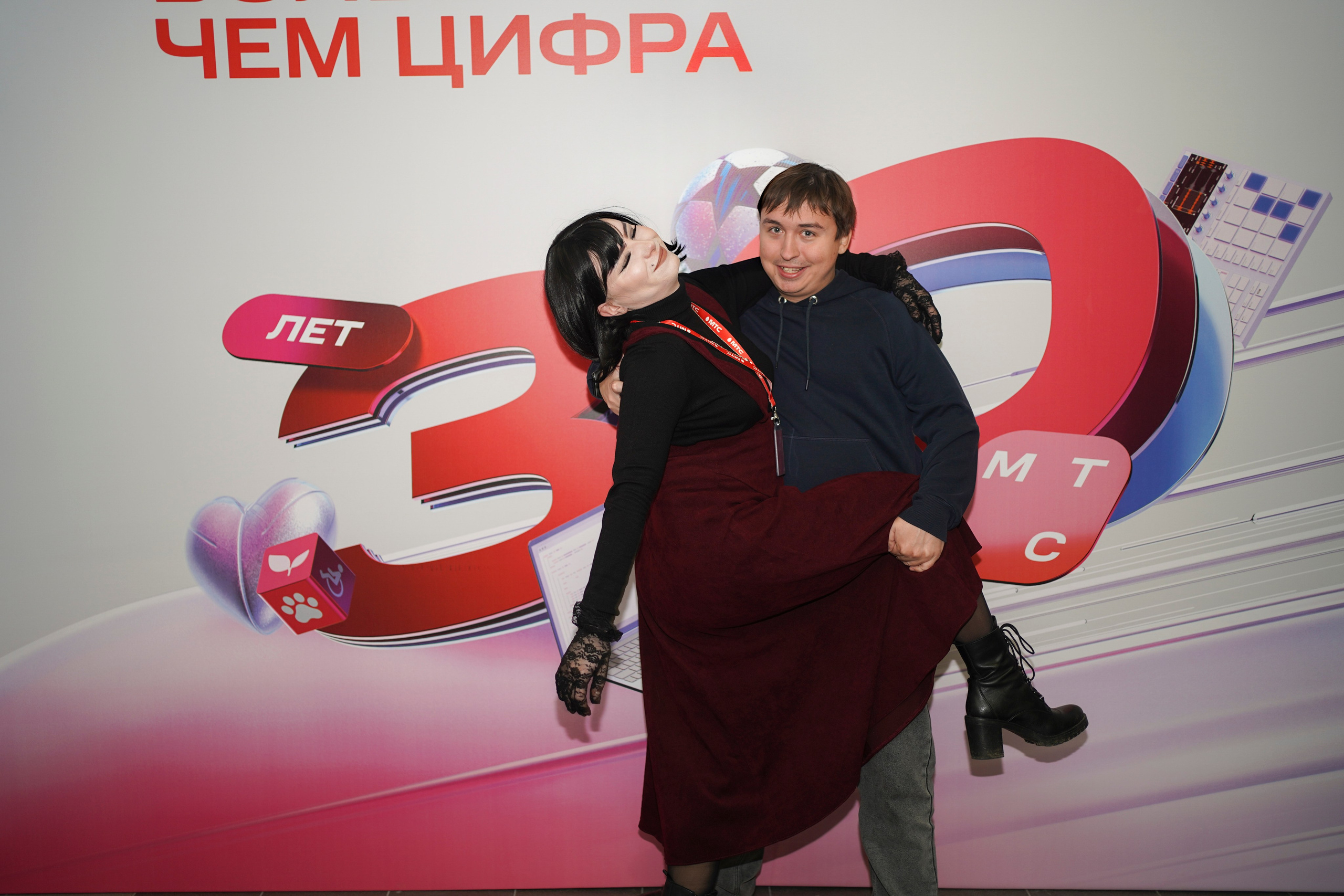 Фотозона МТС. Наш фотограф