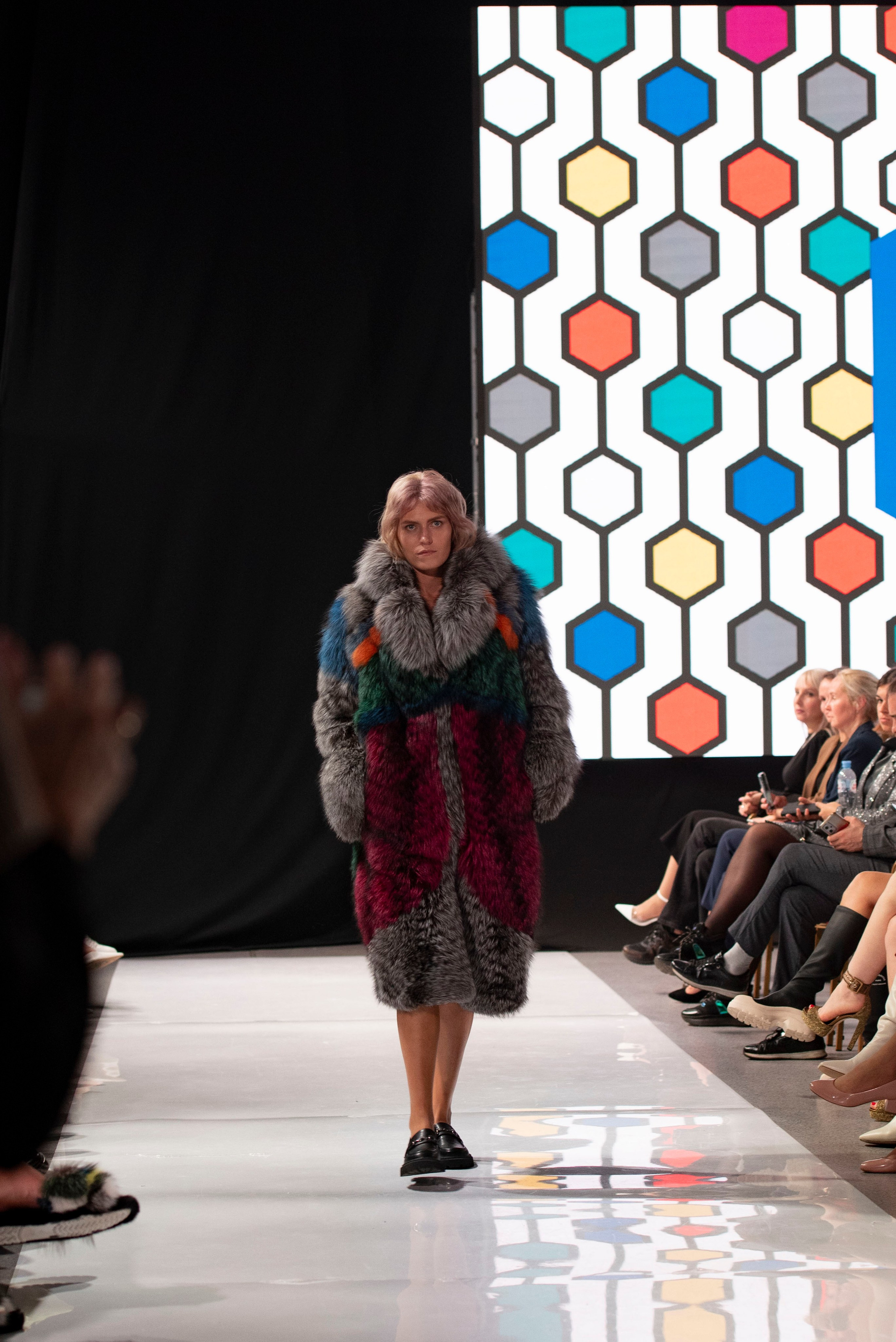 Фотограф на модельный показ. Свадебный, семейный, фэшн фотограф, школьный фотограф в Сочи