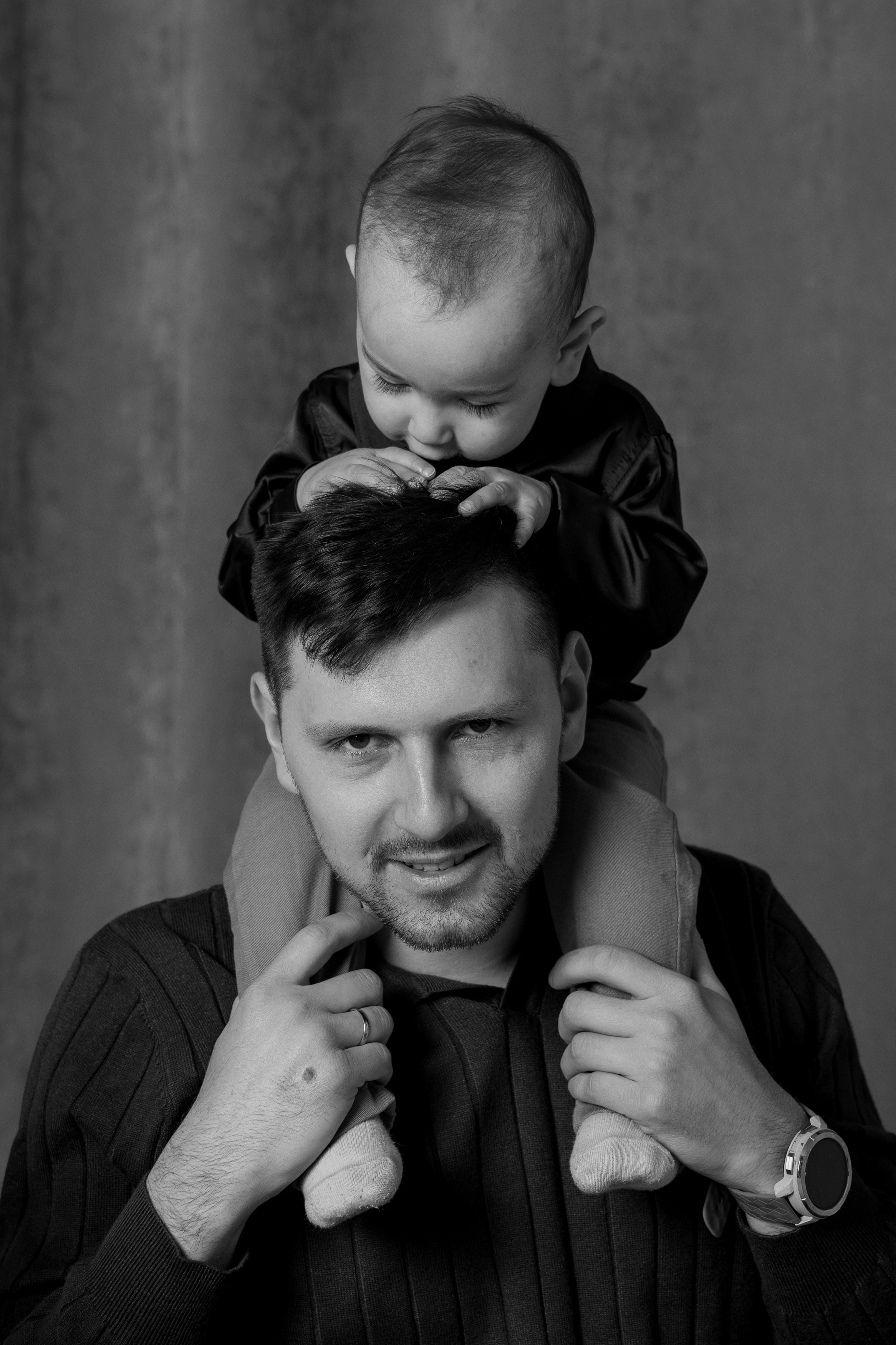 Семейная фотосессия в студии. Портретный фотограф Олеся Владимирова в Москве