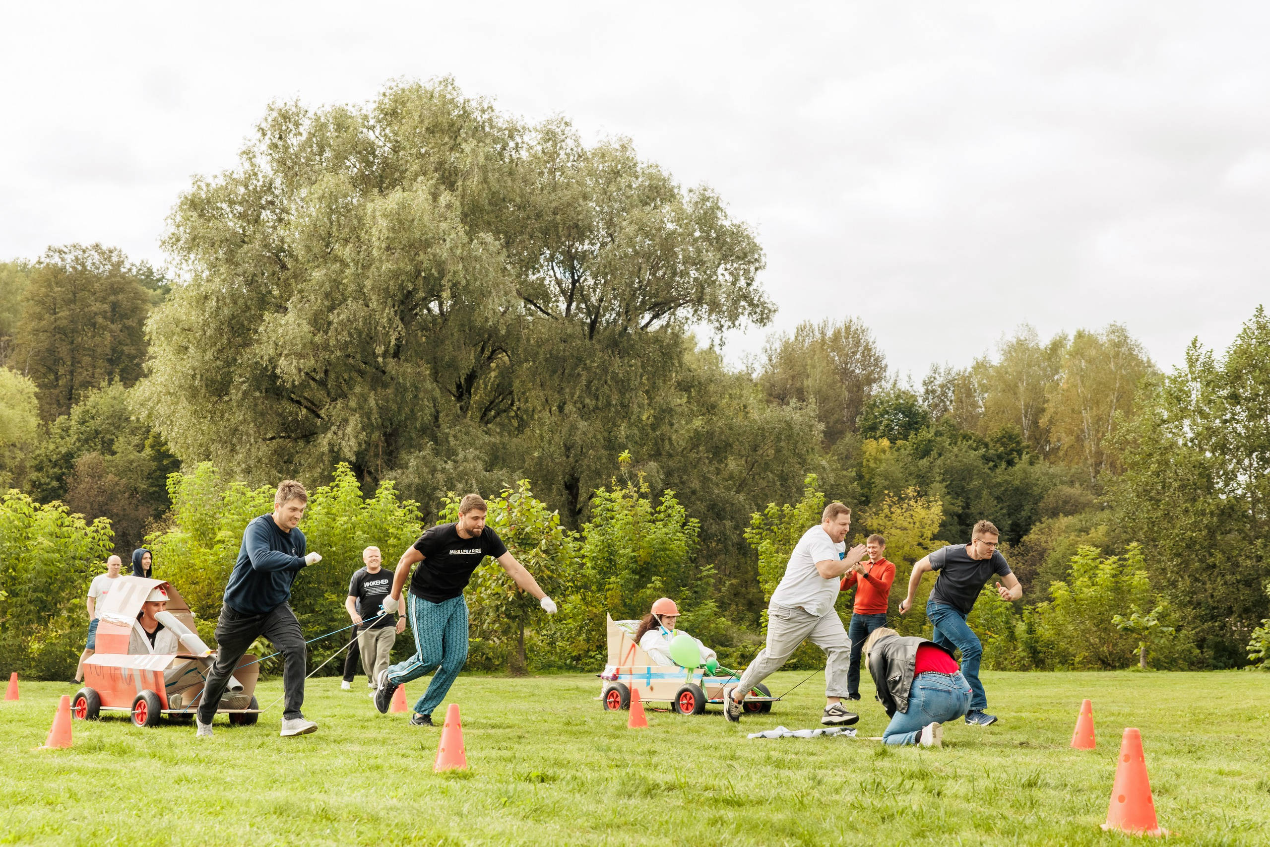 Тимбилдинг выезд. Репортажный фотограф. Москва. Алина Ланская