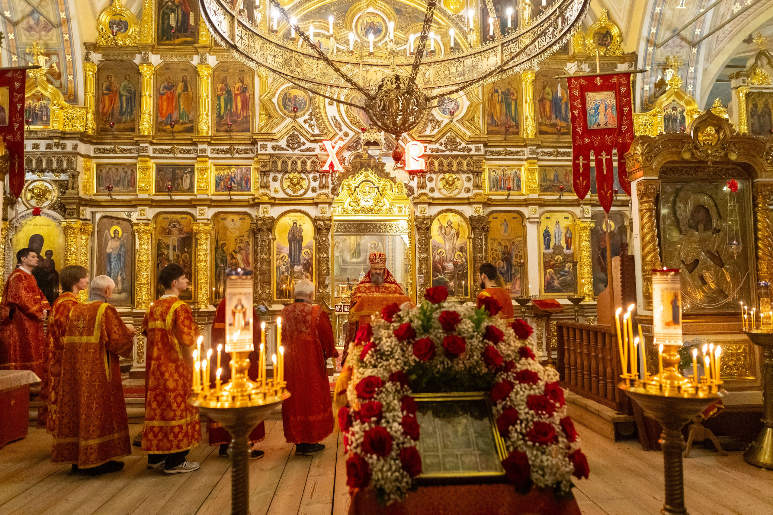 Пасха Воскресенский храм с Ашитково. Семейный и детский фотограф Анна Петракова