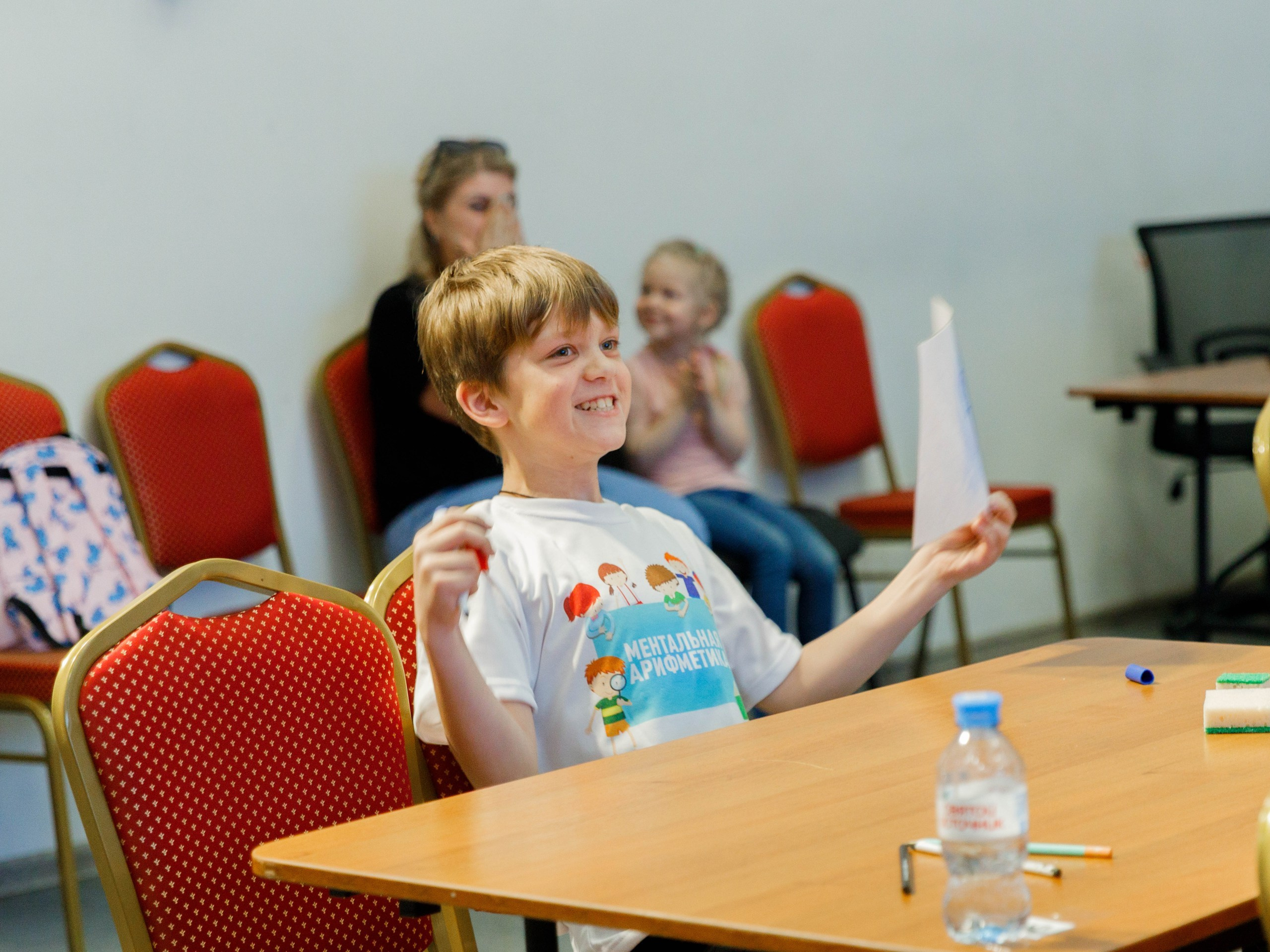 Международный чемпионат по ментальный арифметике. Апрель 2025 г. Репортажный фотограф в Новосибирске Алена Помазунова