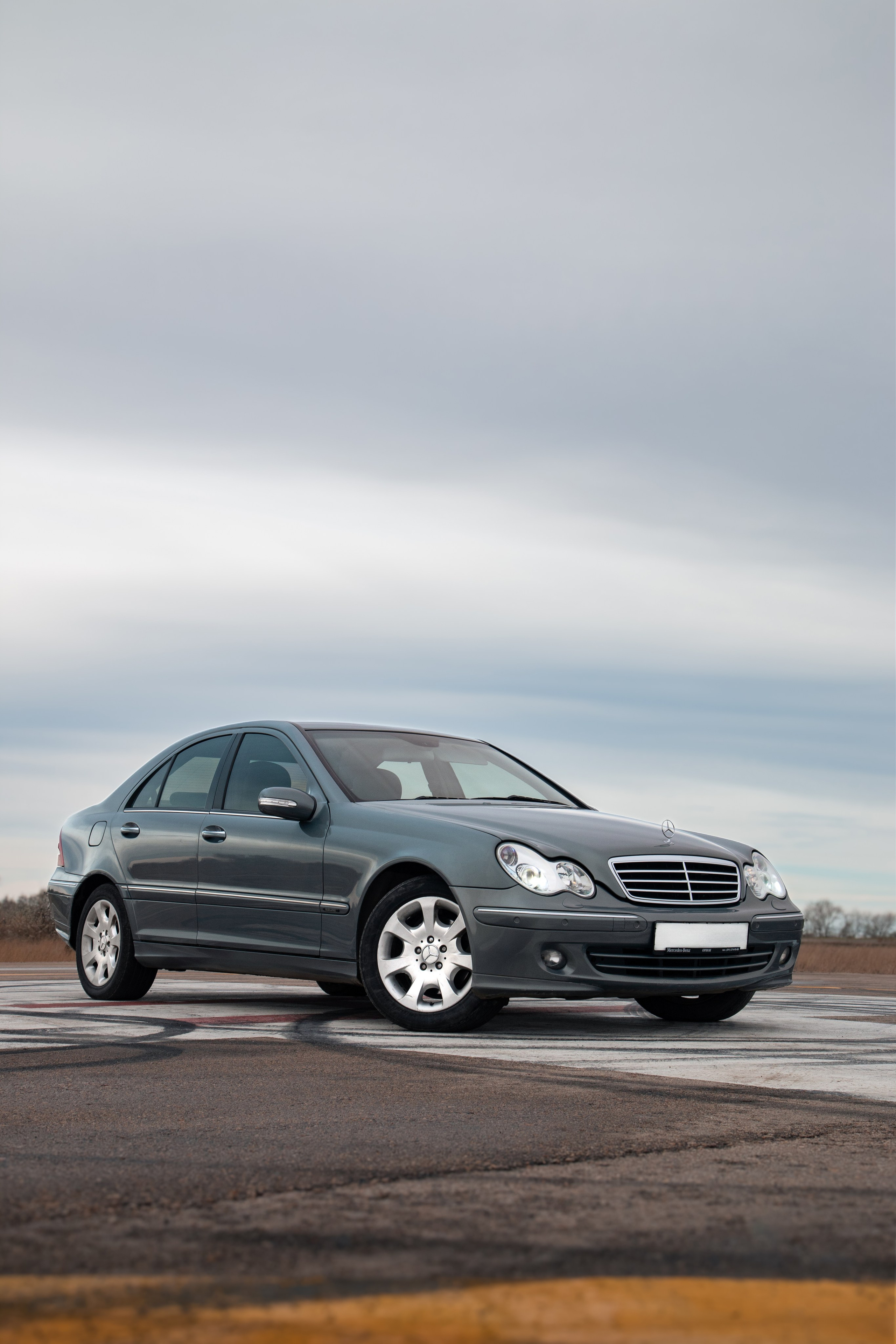 Mercedes-Benz C280. Автомобильный фотограф и видеограф в Новосибирске|Александра Косухина