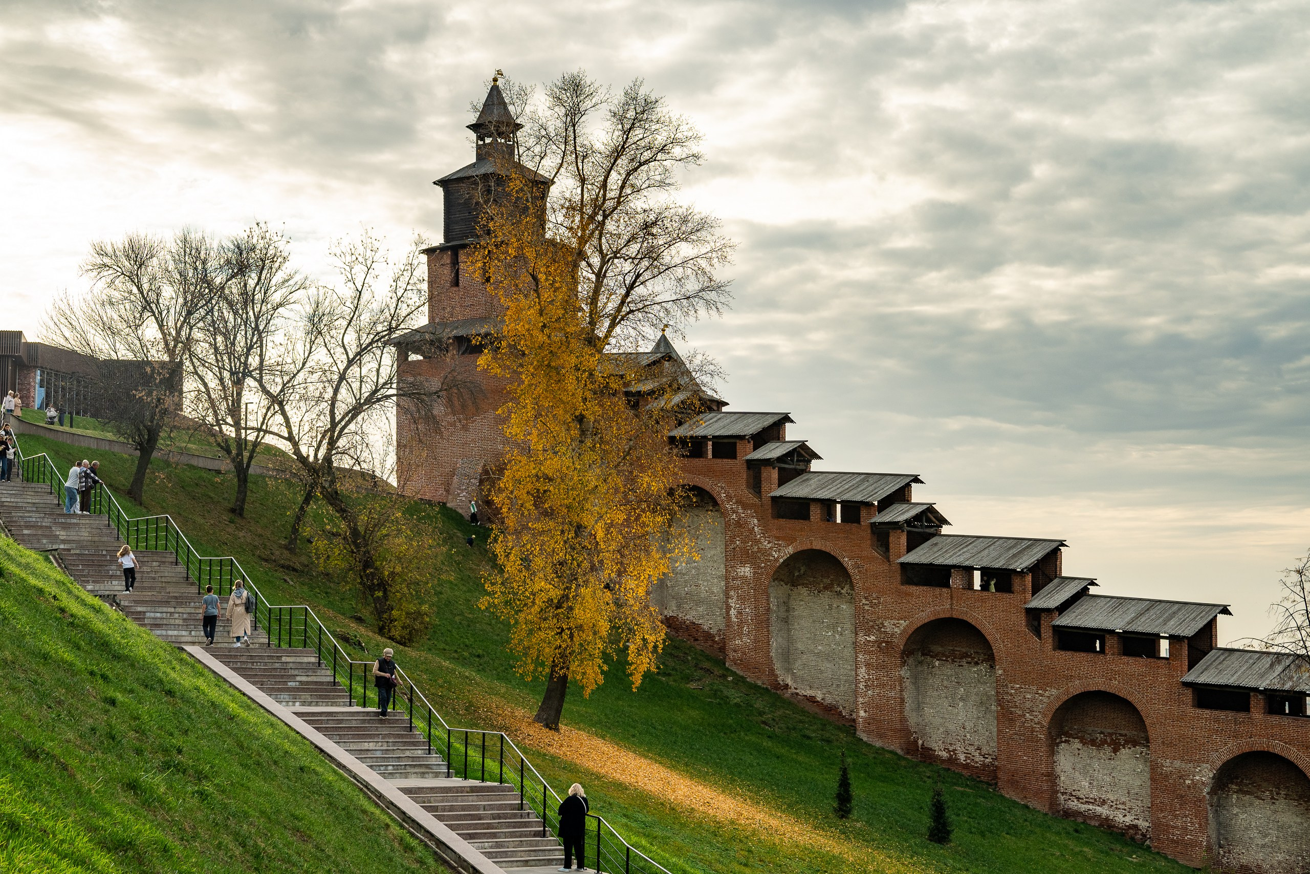 Подбор красивых локаций для фотосессий В Нижнем Новгороде. Свадебный фотограф в Иваново Николай Золотов