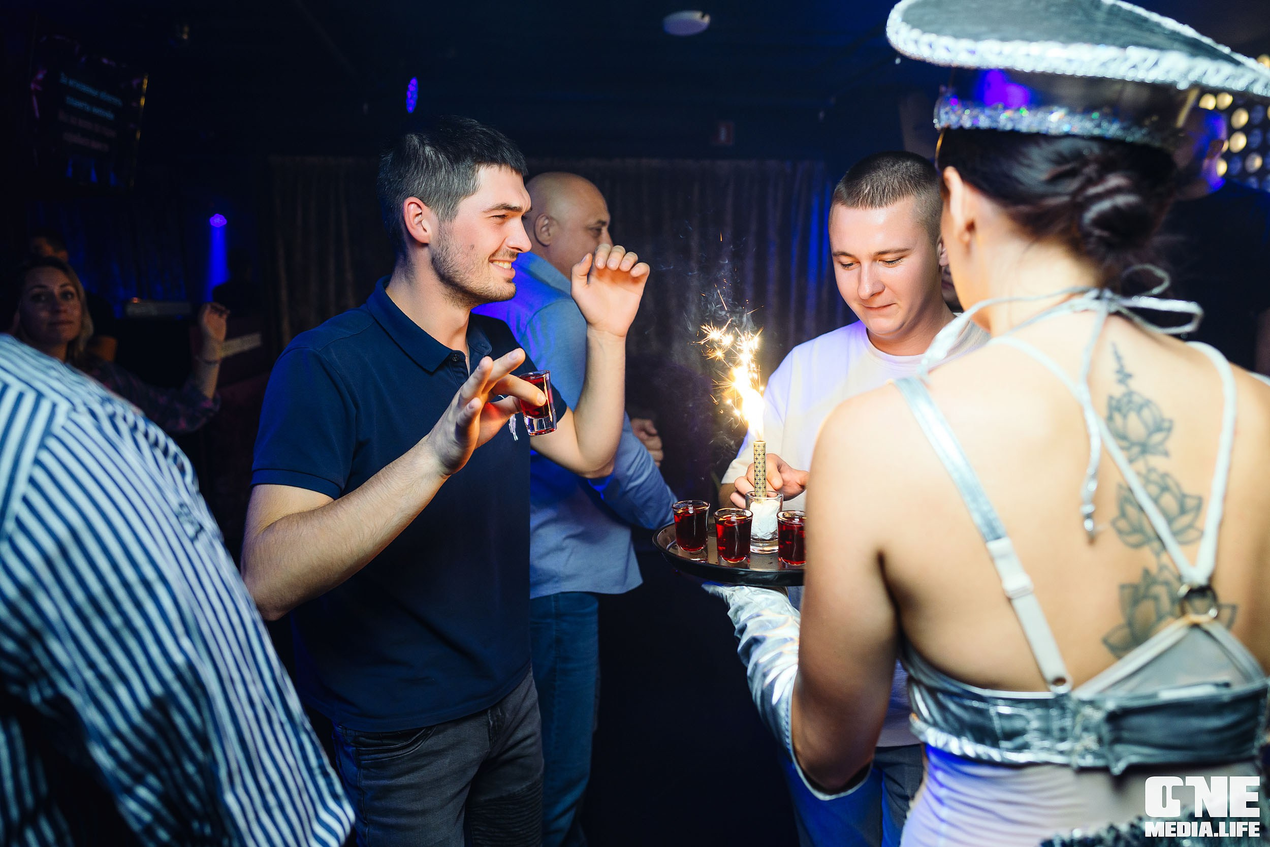 Фоторепортаж из караоке-клуба Эйфория. One Media Life: фоторепортажи, фотоотчеты с мероприятий и заведений