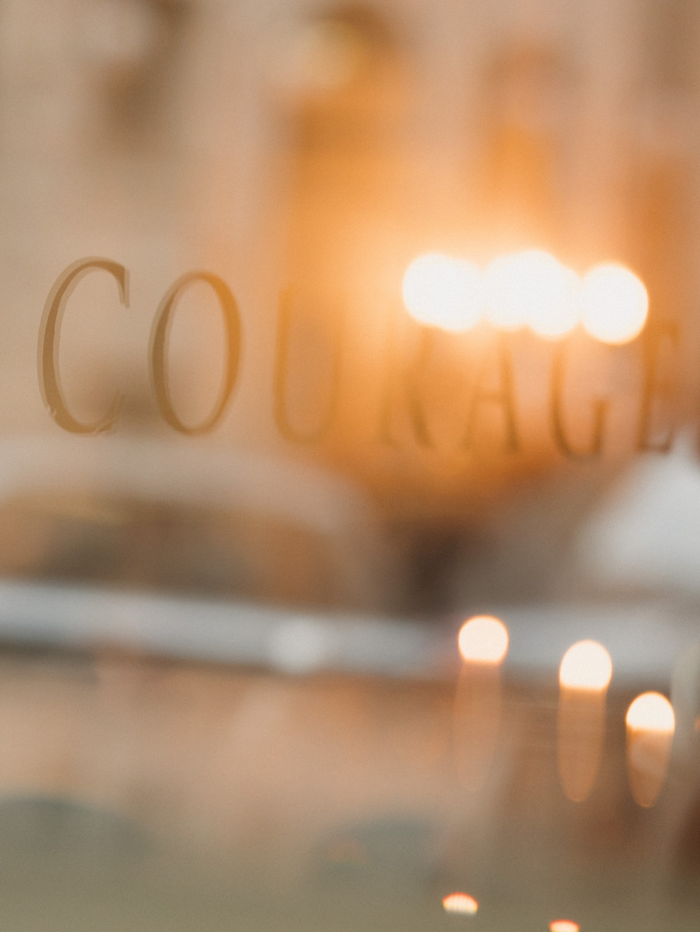 Петербург держал за руку, а любовь — за сердце. Свадебный фотограф Москва Ирина Писарева