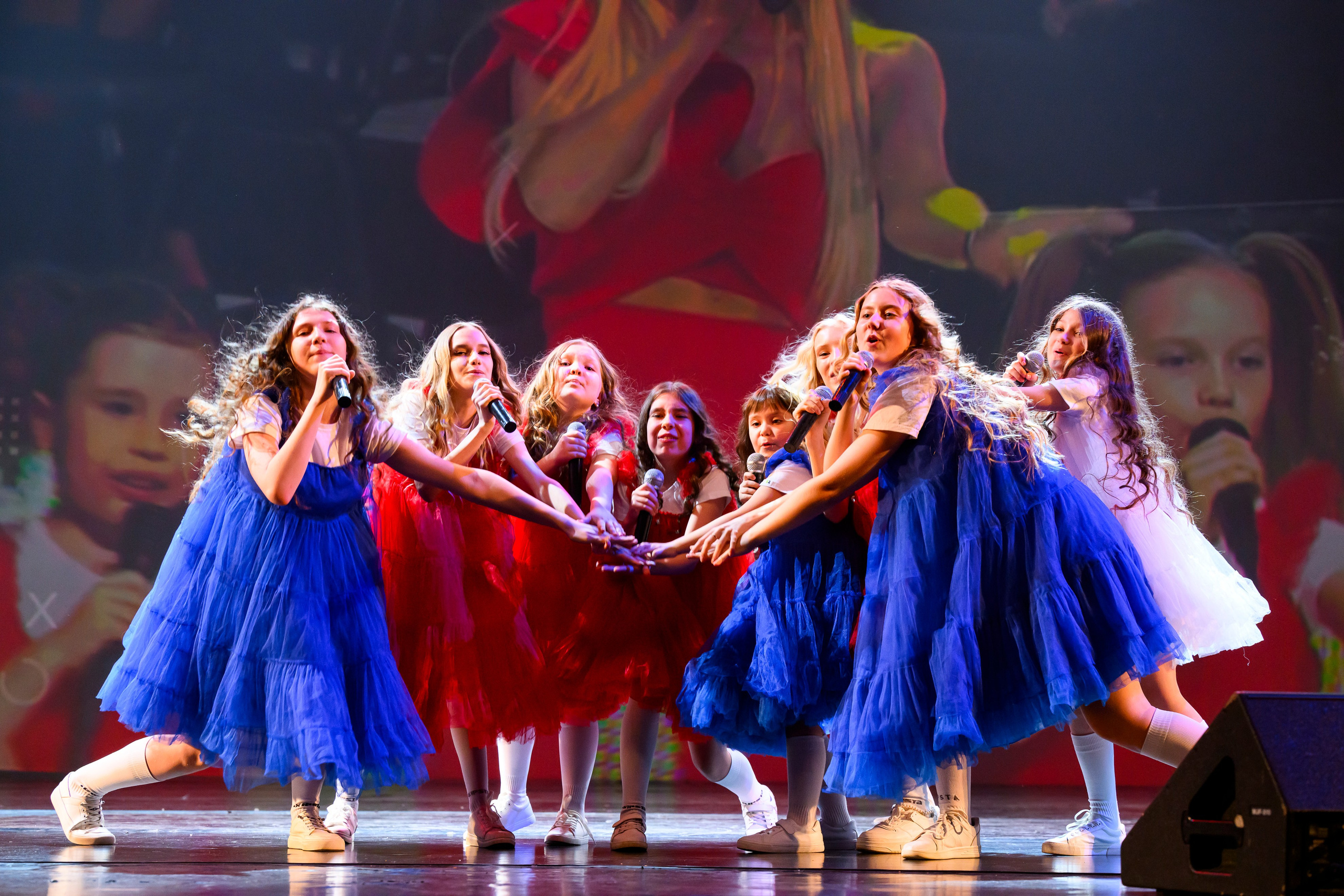 23 апреля, часть 1, БКЗ Октябрьский, г. Санкт-Петербург. Золотое яблочко