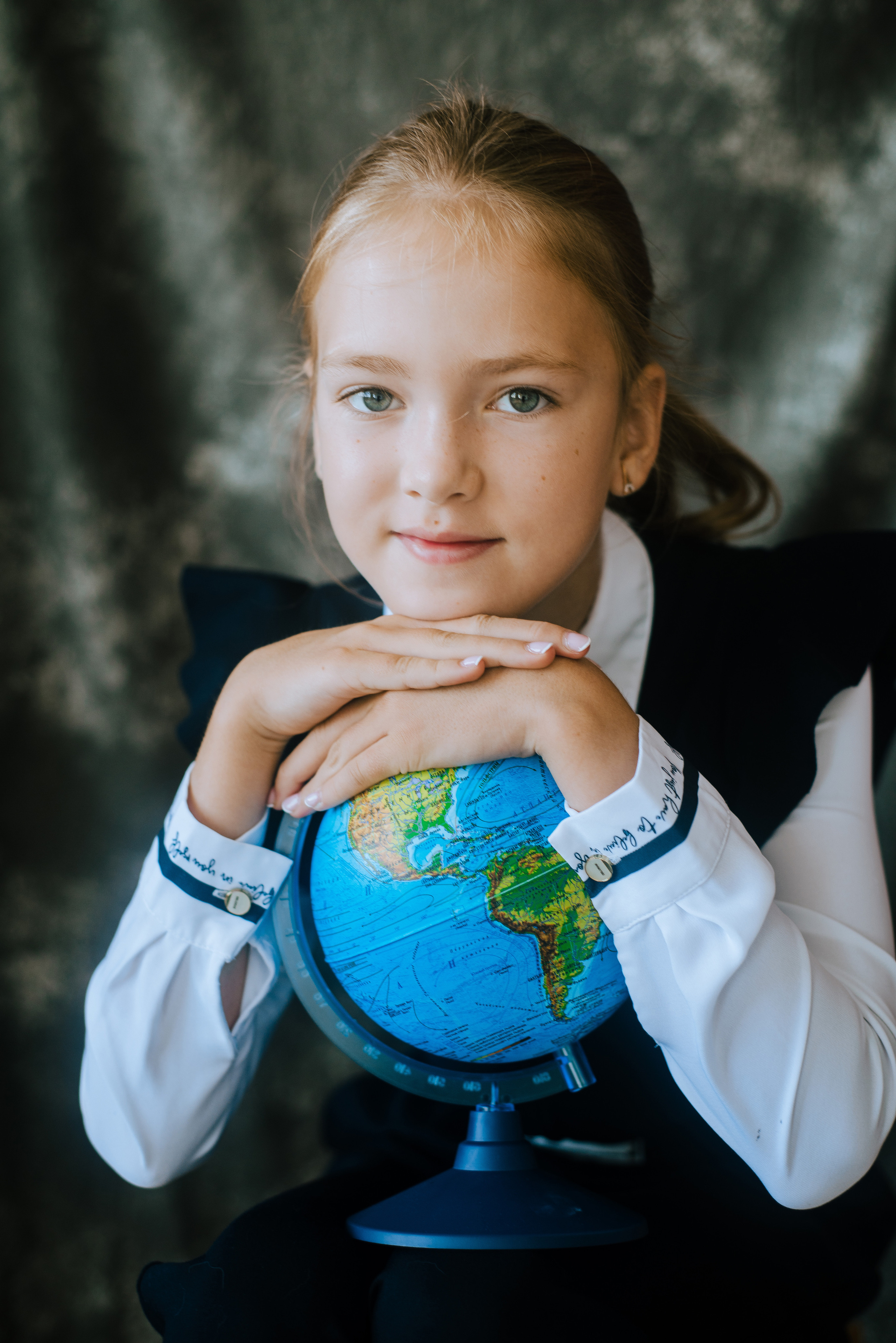 Фотопроект для начальных классов. Фотограф Ярмишко Дарья. Выпускные фотокниги