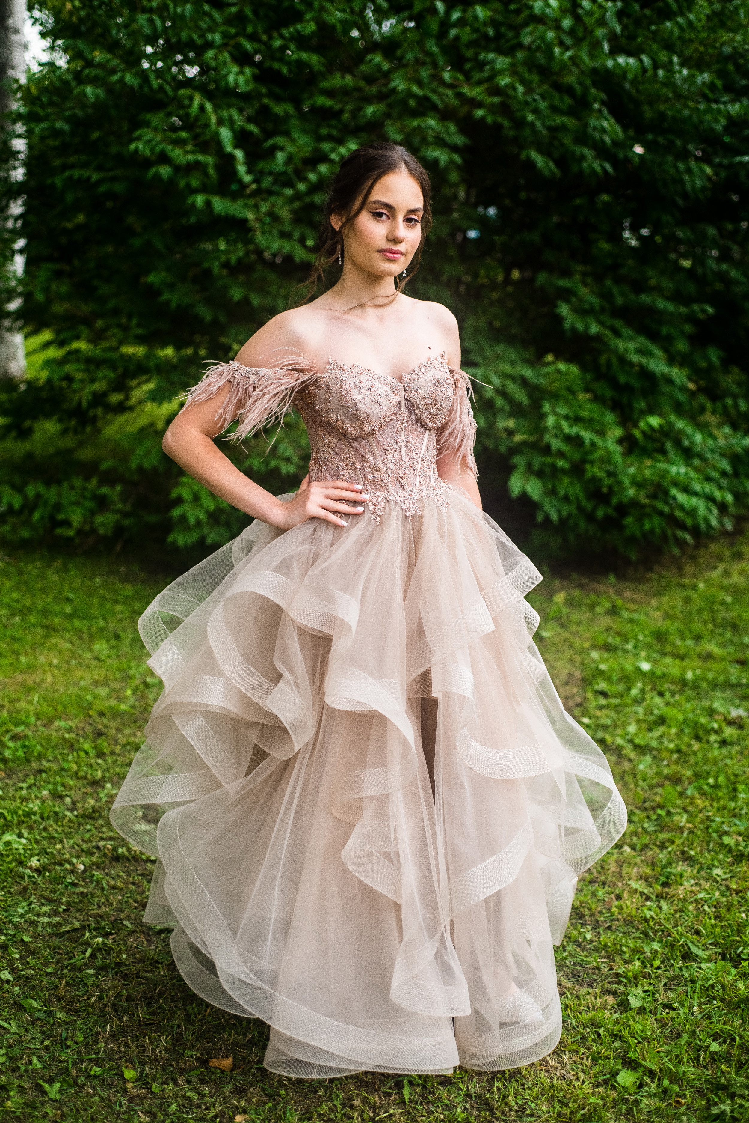 Гимназия г. Артем — 11 класс. Фотограф Ярмишко Дарья. Выпускные фотокниги