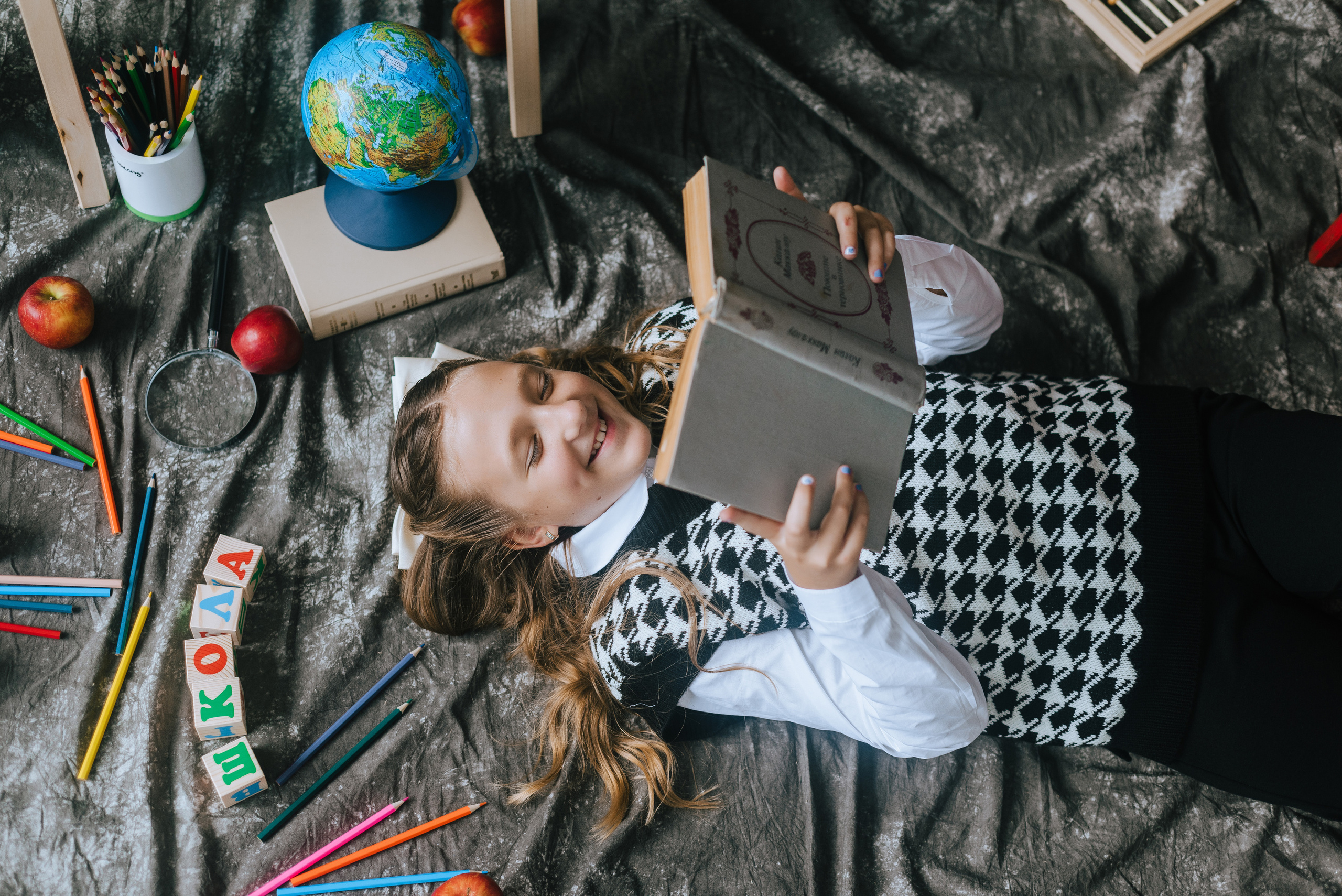 Фотопроект для начальных классов. Фотограф Ярмишко Дарья. Выпускные фотокниги