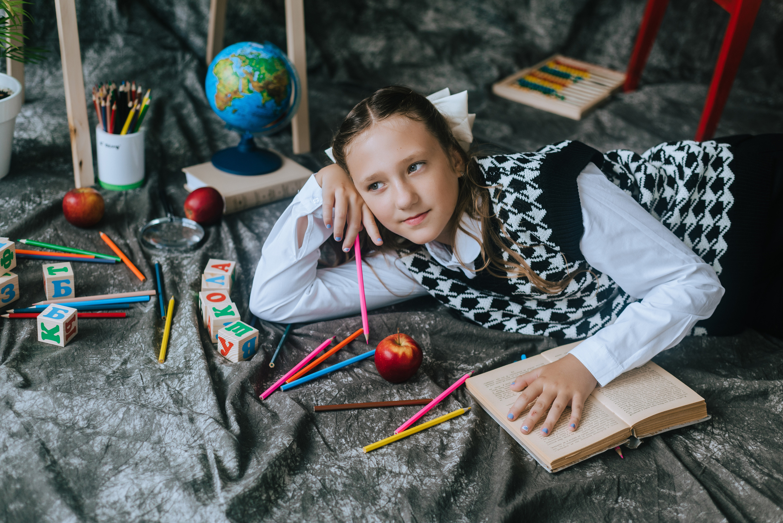 Фотопроект для начальных классов. Фотограф Ярмишко Дарья. Выпускные фотокниги