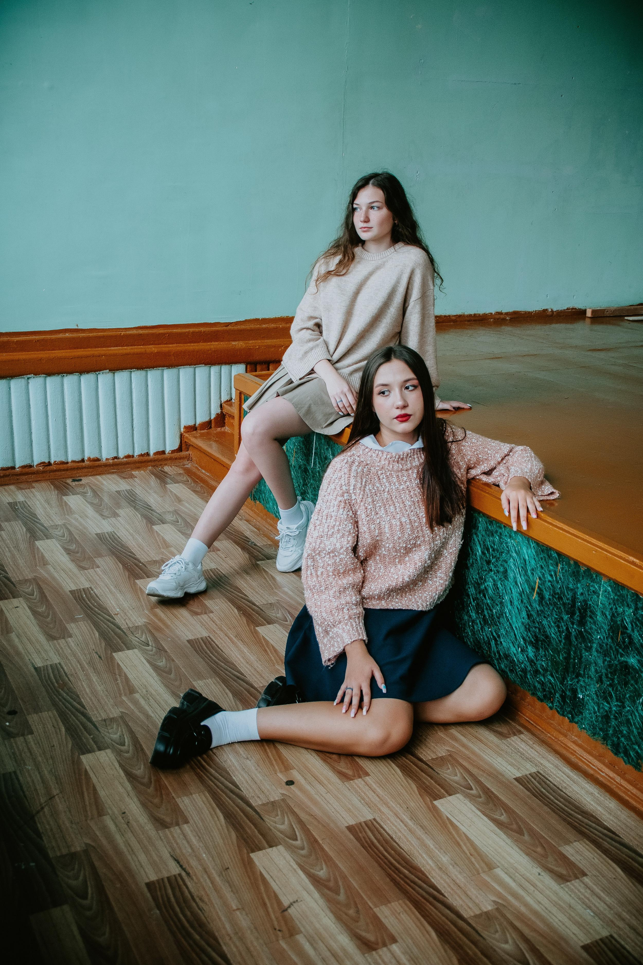 Гимназия г. Артем — 11 класс. Фотограф Ярмишко Дарья. Выпускные фотокниги