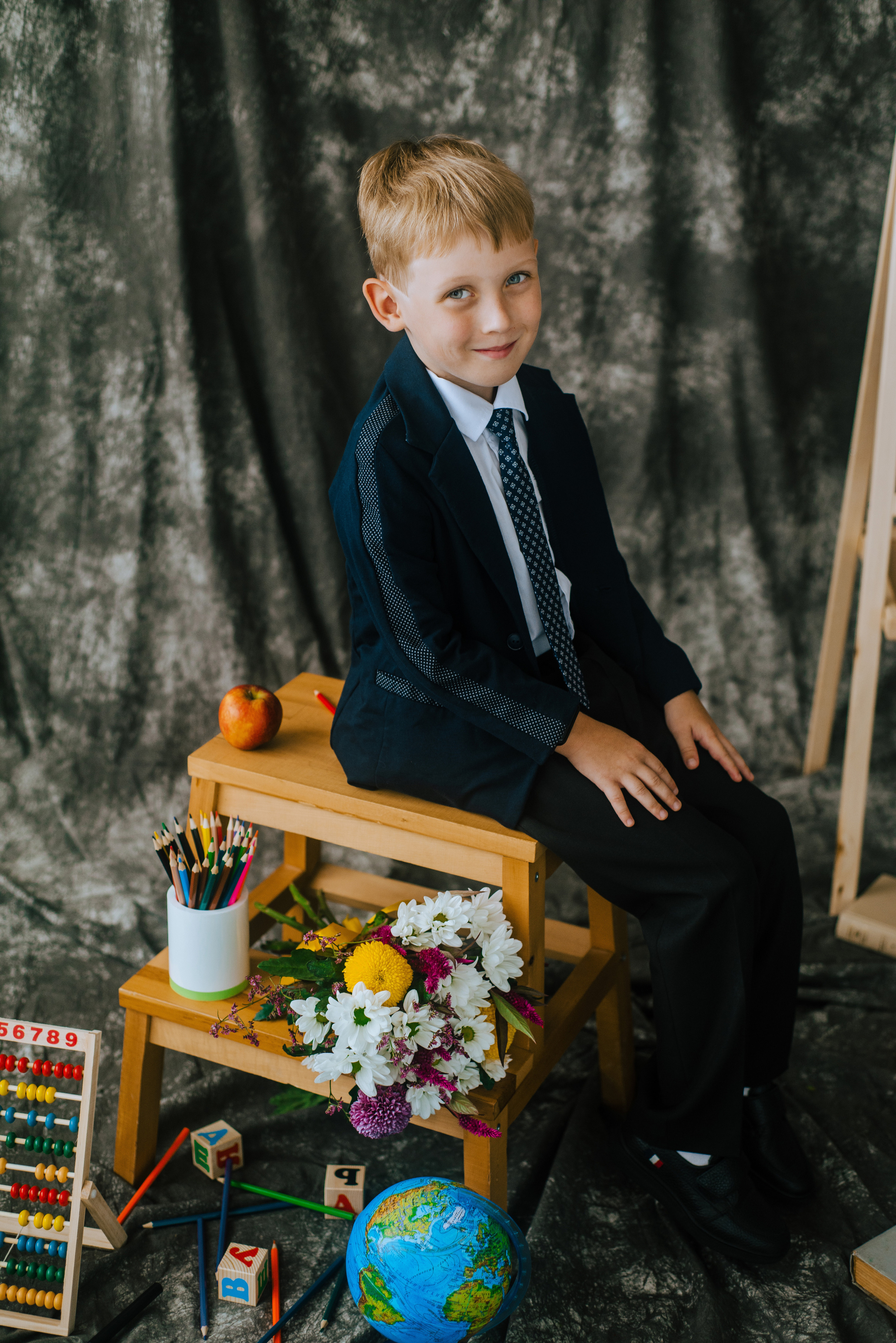 Фотопроект для начальных классов. Фотограф Ярмишко Дарья. Выпускные фотокниги