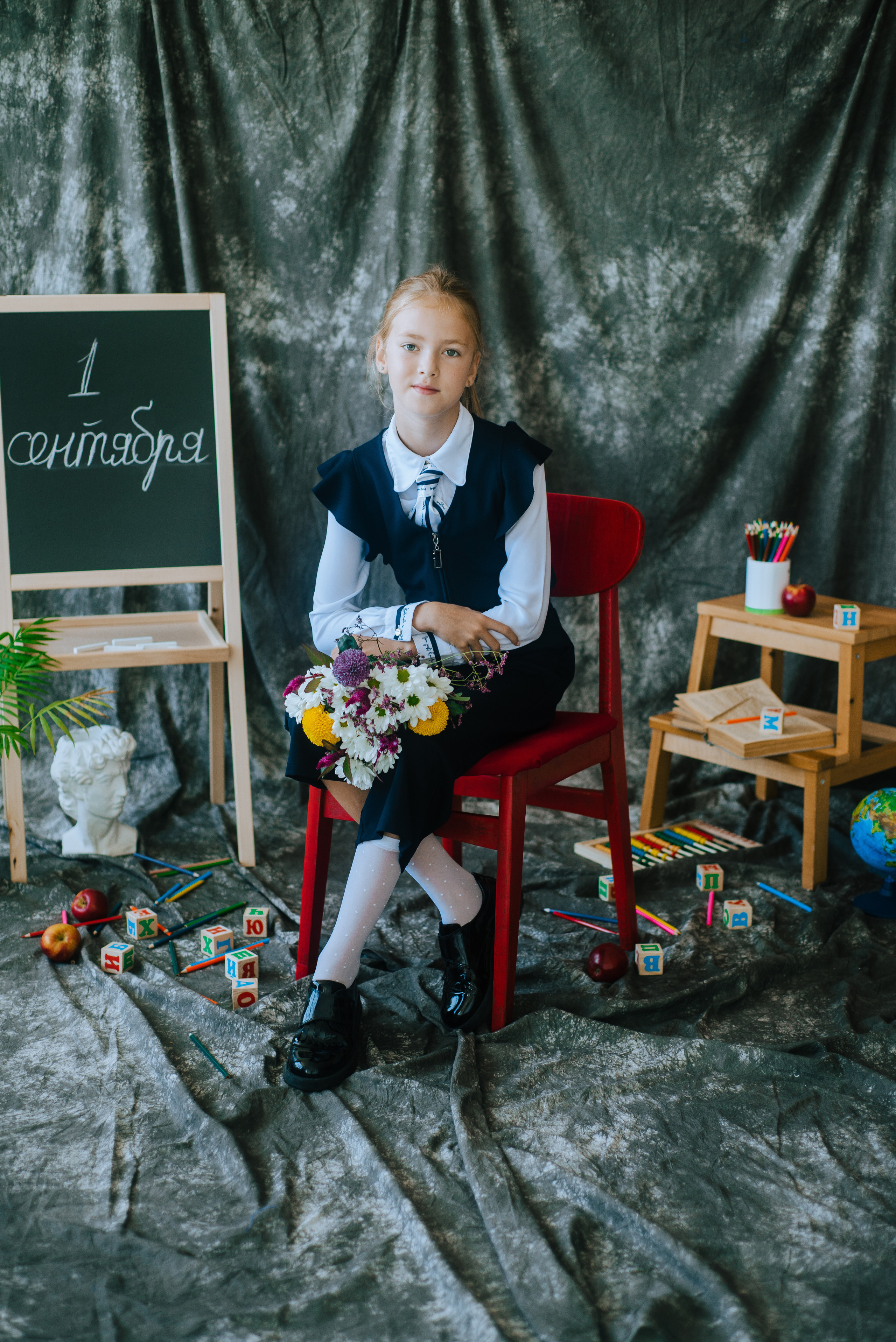 Фотопроект для начальных классов. Фотограф Ярмишко Дарья. Выпускные фотокниги