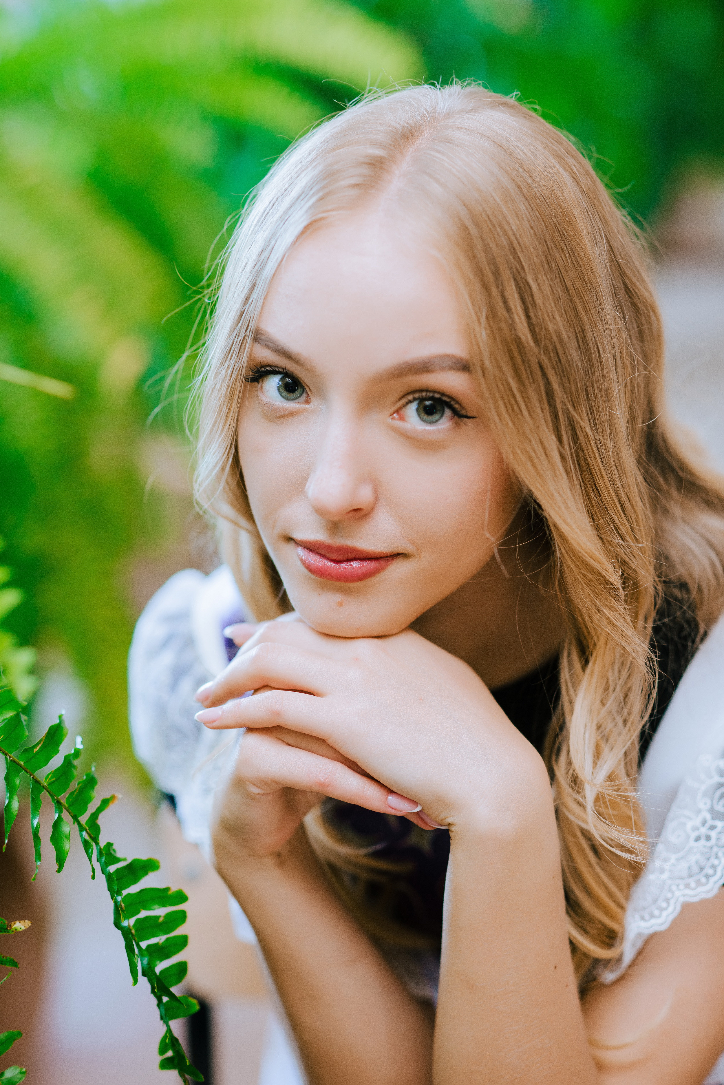 Гимназия г. Артем — 11 класс. Фотограф Ярмишко Дарья. Выпускные фотокниги