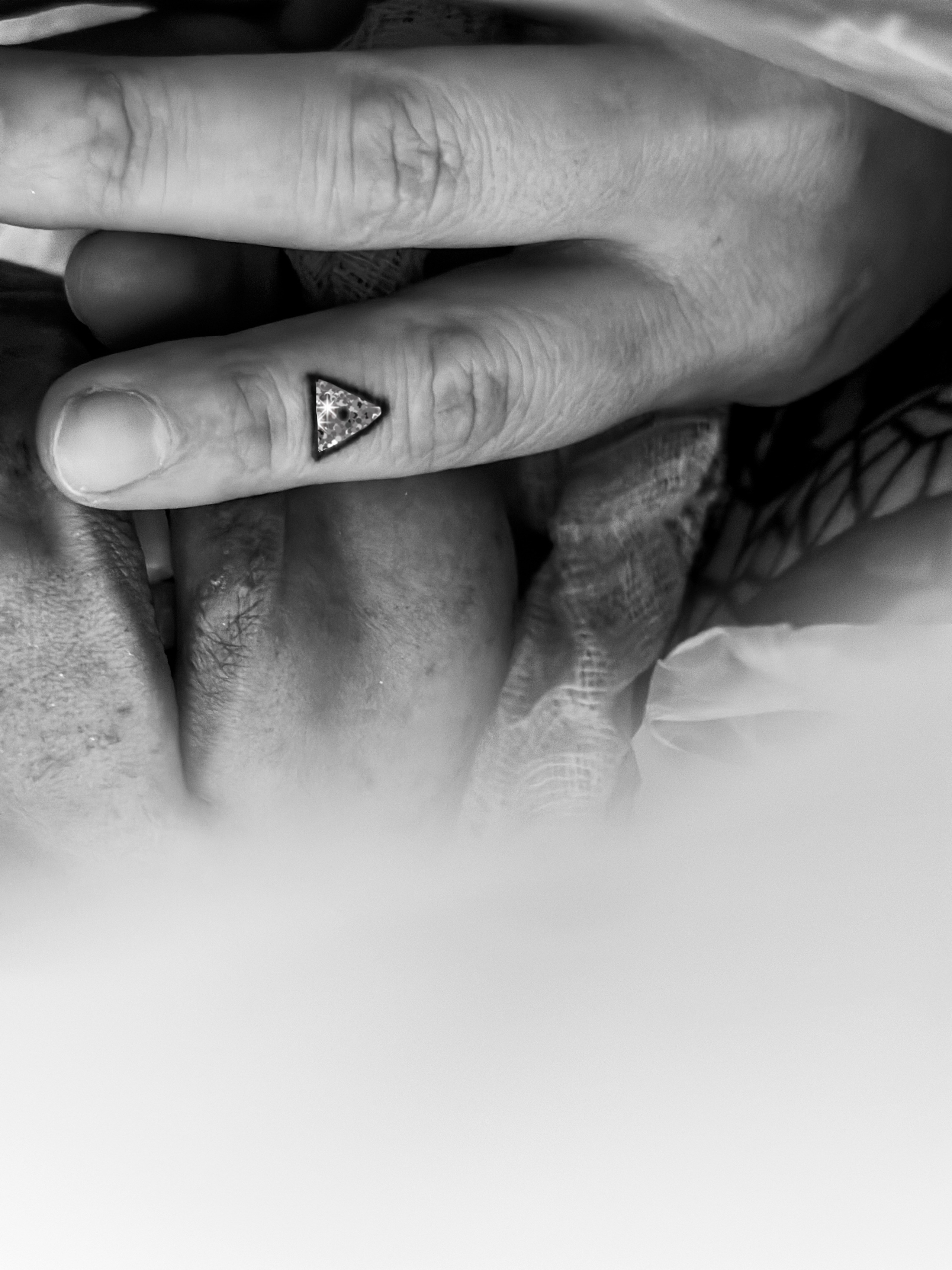 Фотосессия девушки в бинтах. Anna Sazhenkova photographer and visual artist from Russia