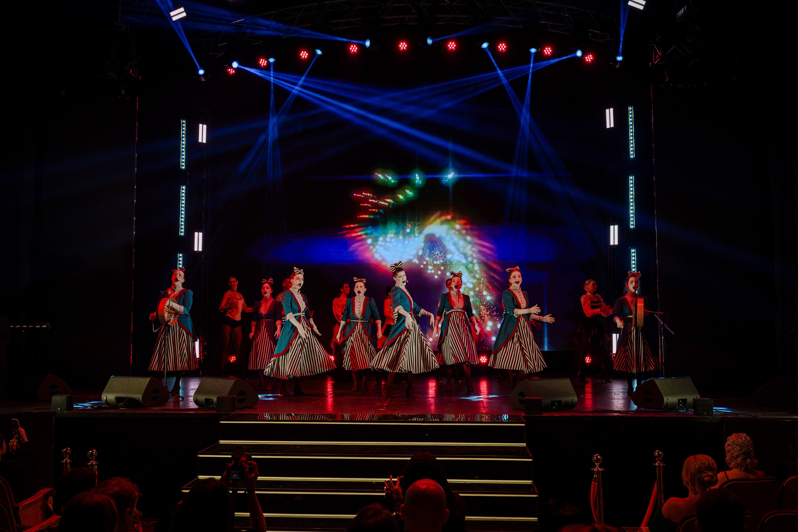 Фотограф репортажный на премию. Репортажный фотограф в Москве Саша Дружинина