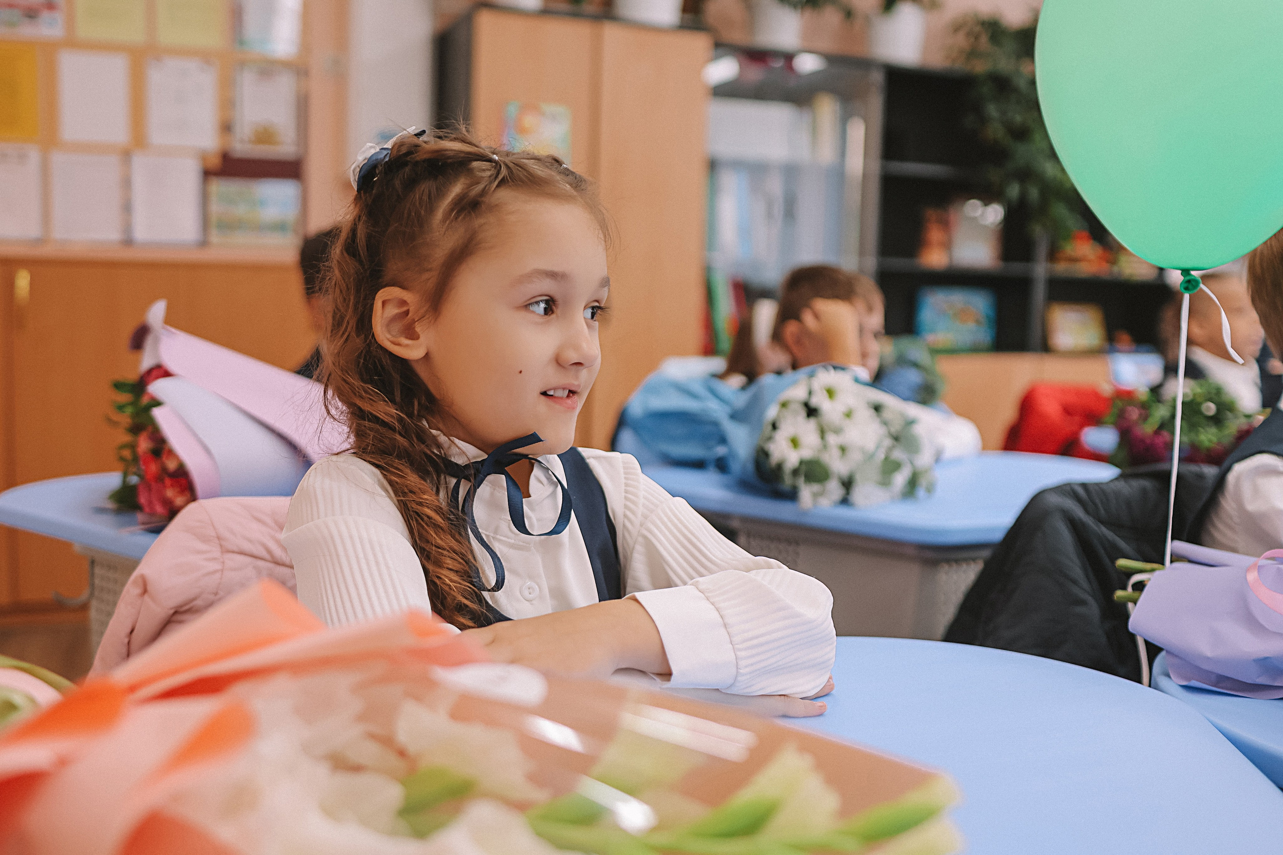 1 сентября линейка+кл час+портреты. Семейный фотограф Тюмень, фотограф на роды Салмина Мария