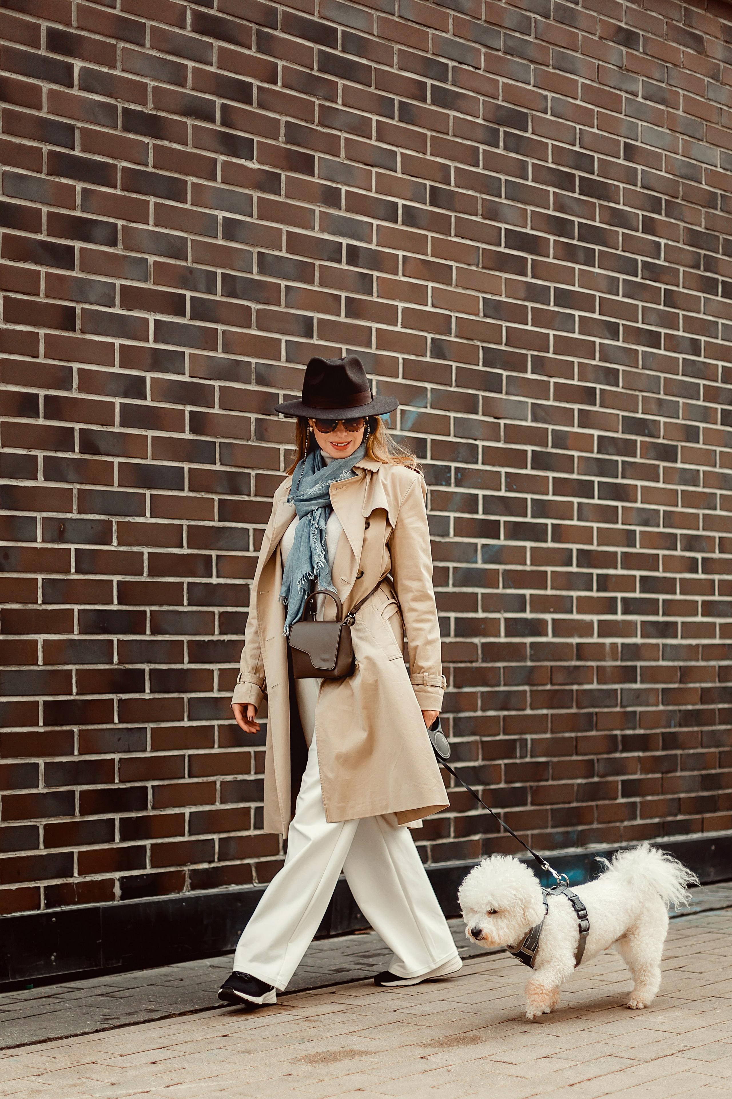 Прогулка по городу. Деловая и Бизнес съемка в  Москве Инесса Грушко