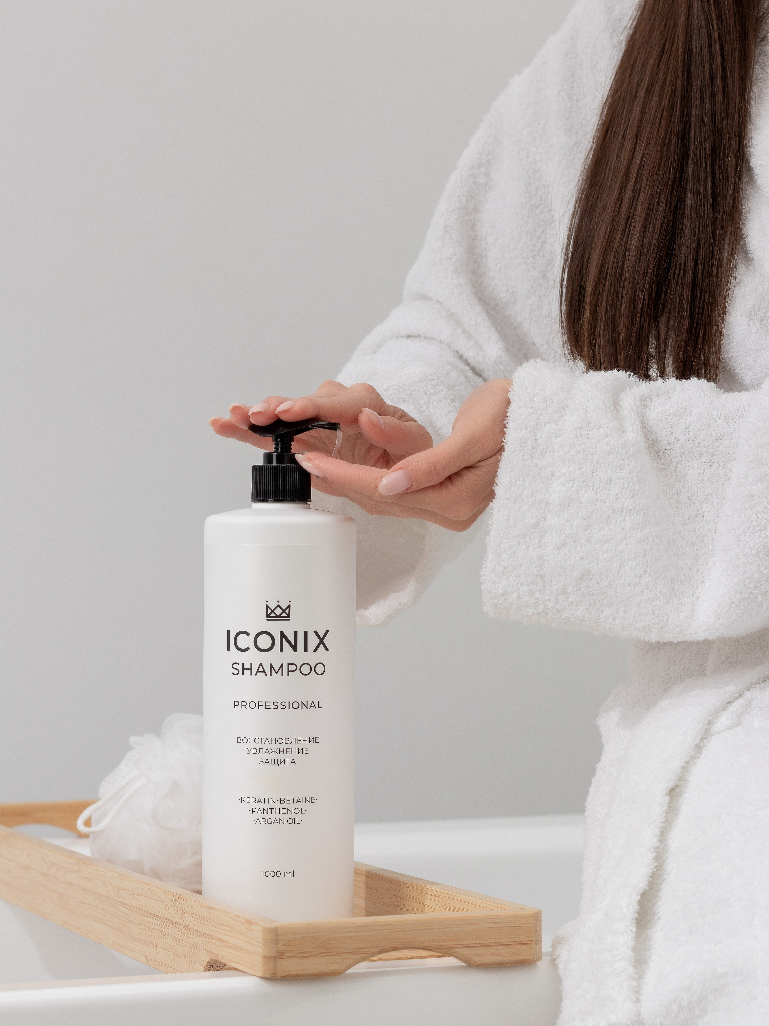 Фото шампуня iconix. Предметный фотограф Северова Екатерина | Профессиональная предметная съёмка фото и видео в Санкт-Петербурге
