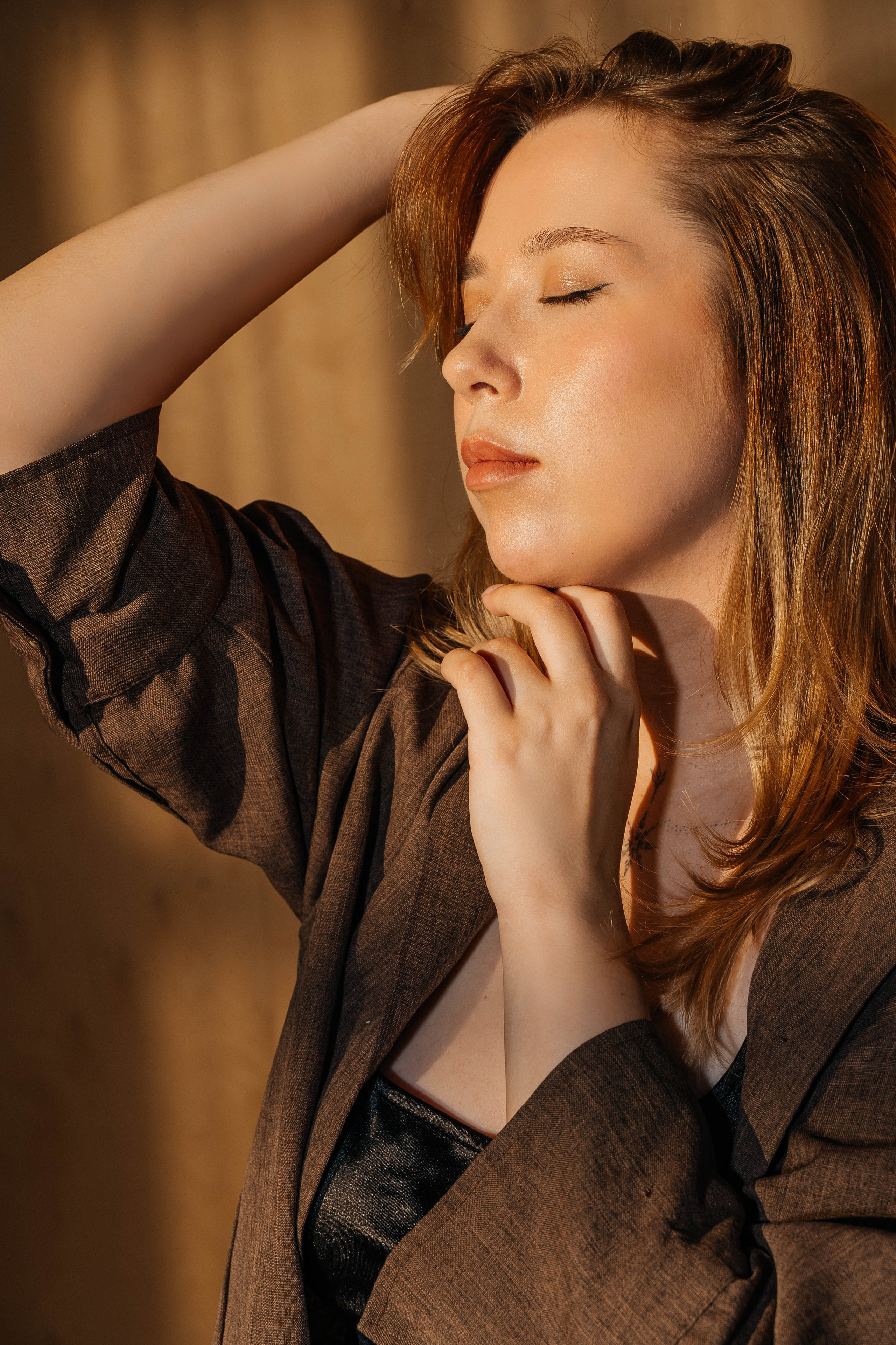 Съемки в интерьере студий. Виктория Алпеева — фотограф по любви