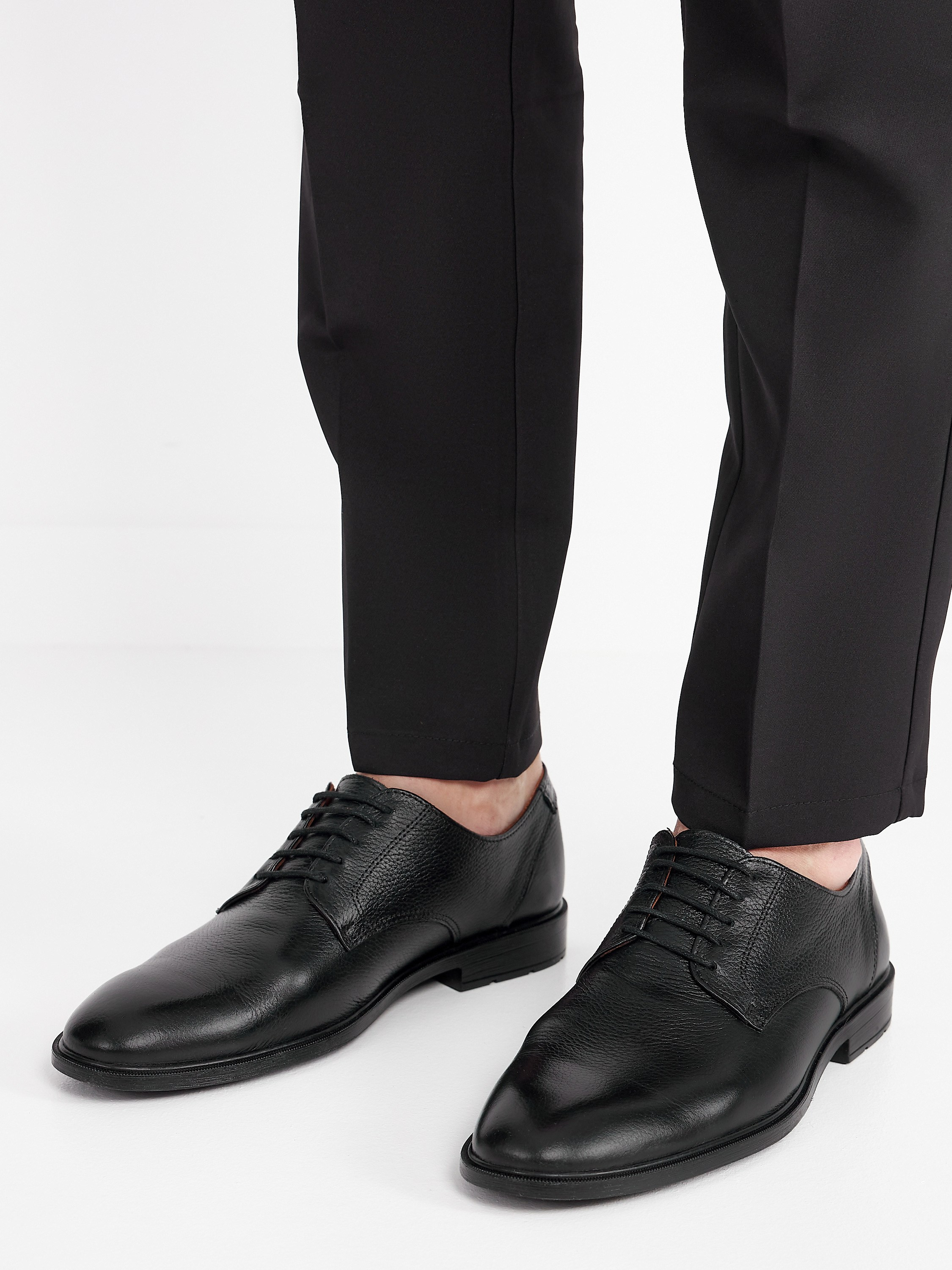 Фотосъемка обуви на модели для маркетплейсов. Алексей Темнов — фотограф в Пятигорске