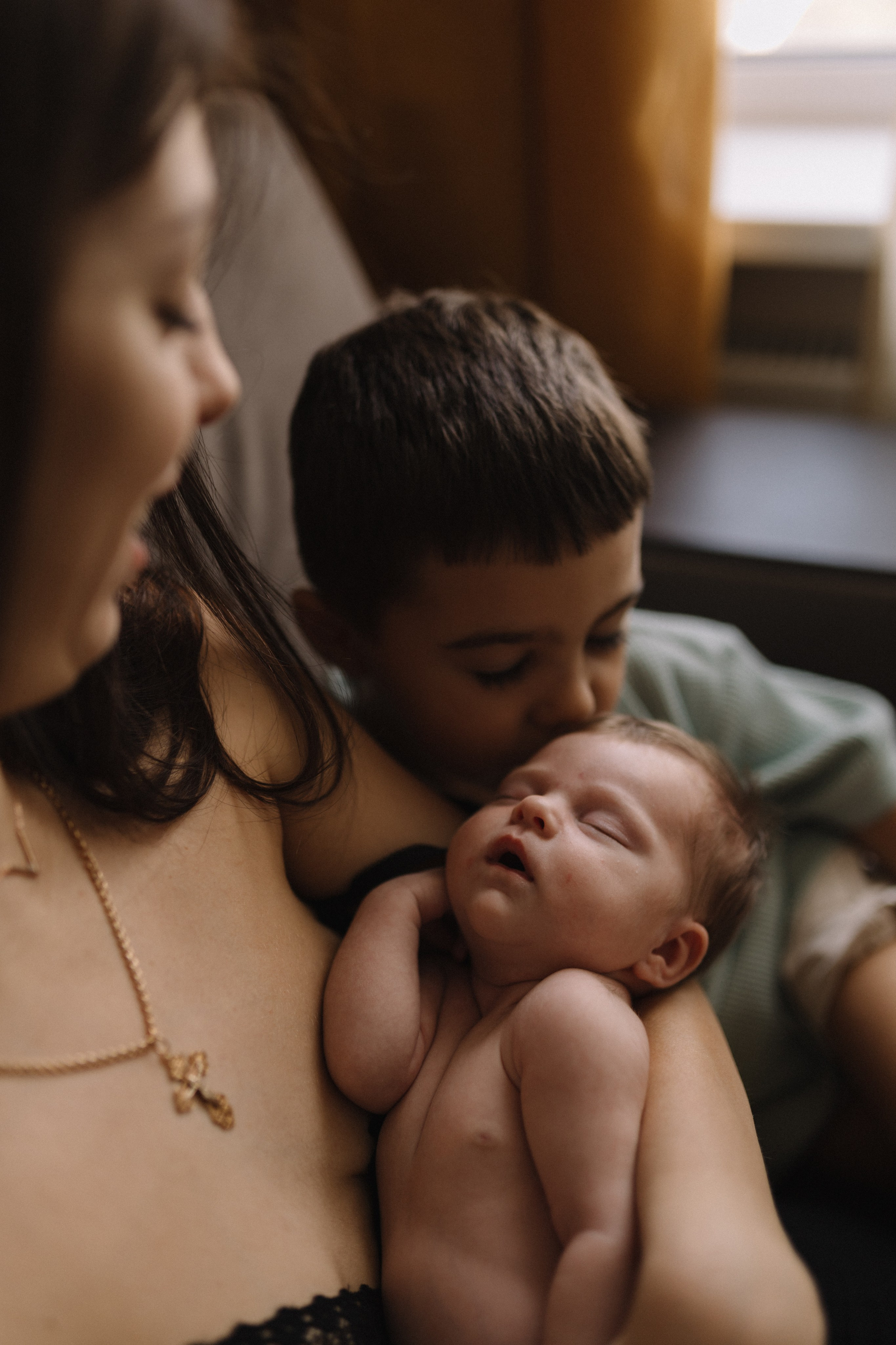 Семейная фотосессия с новорожденным ньюборн. Семейный фотограф в Москве и Люберцах Юлия Гуськова