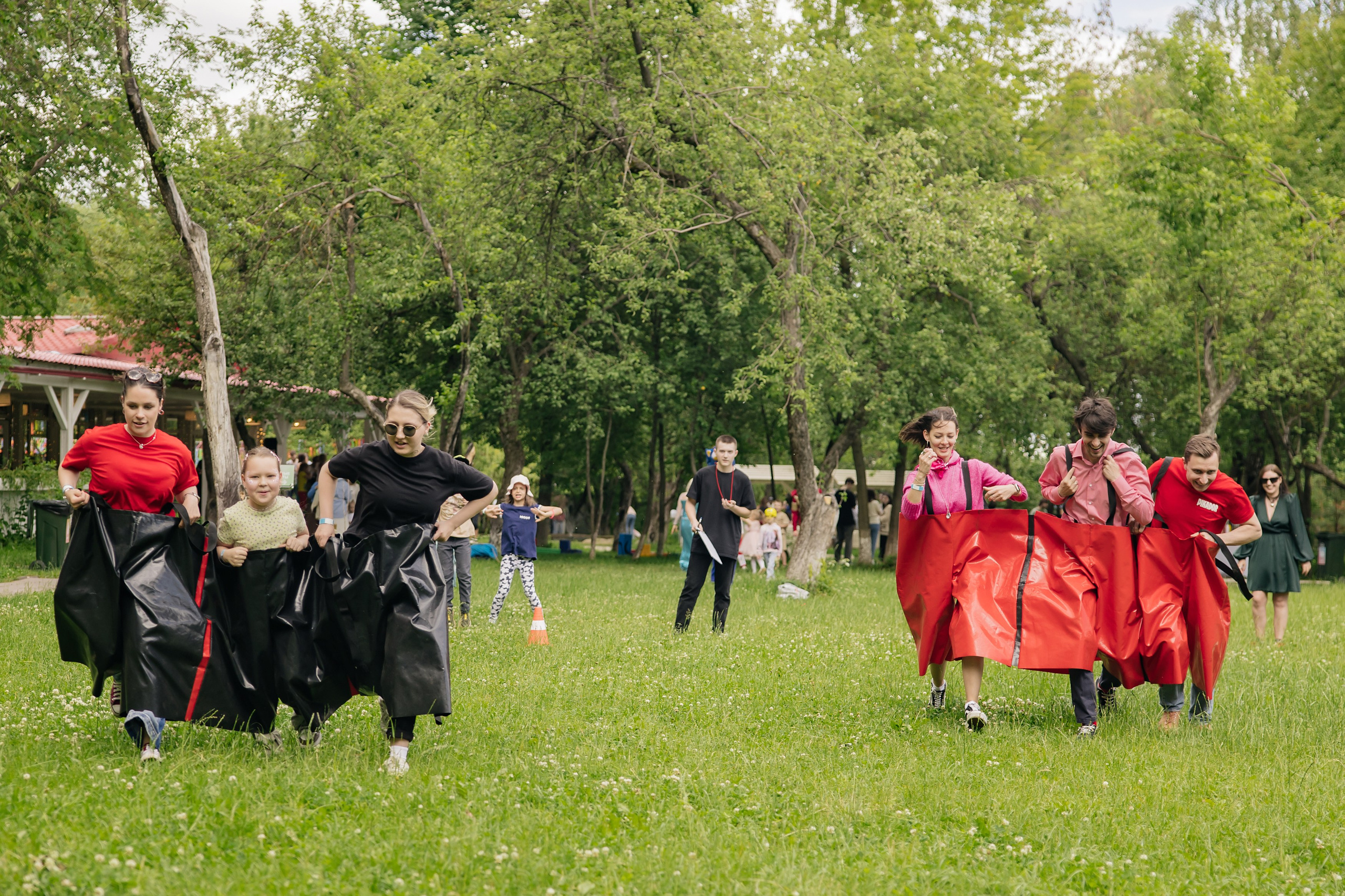 Уличные мероприятия. Фотограф в Москве Оля Жарких