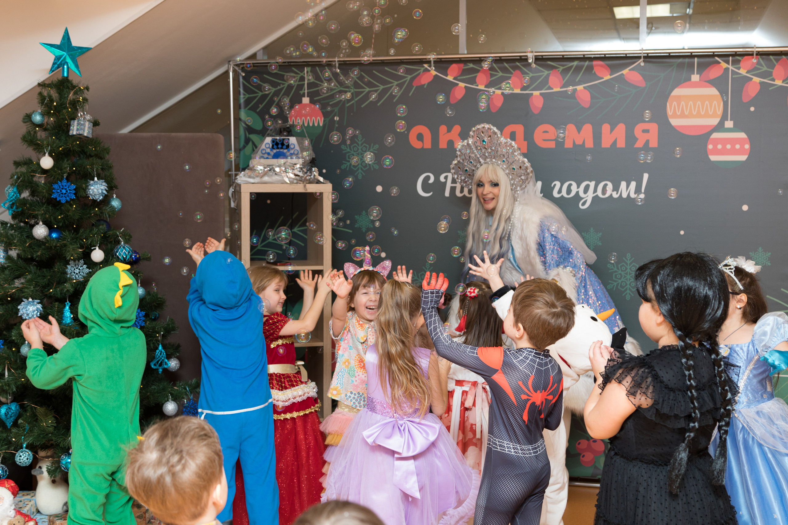Фото детского новогоднего праздника. Детский и контент фотограф Надя Волкова Санкт-Петербург