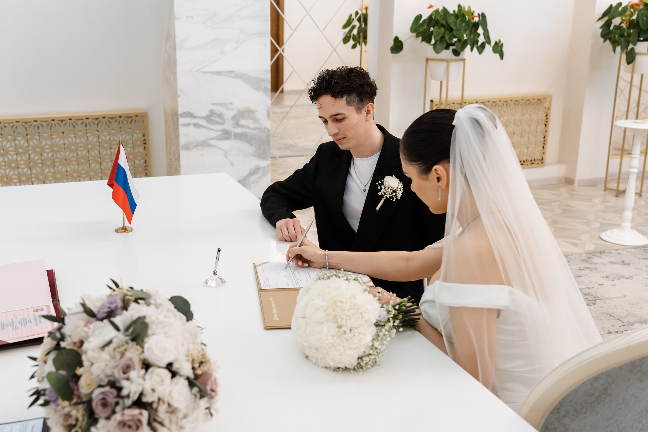 Катя и Артём | 19.07.2023. Свадебный фотограф в Москве Яна Деньгина