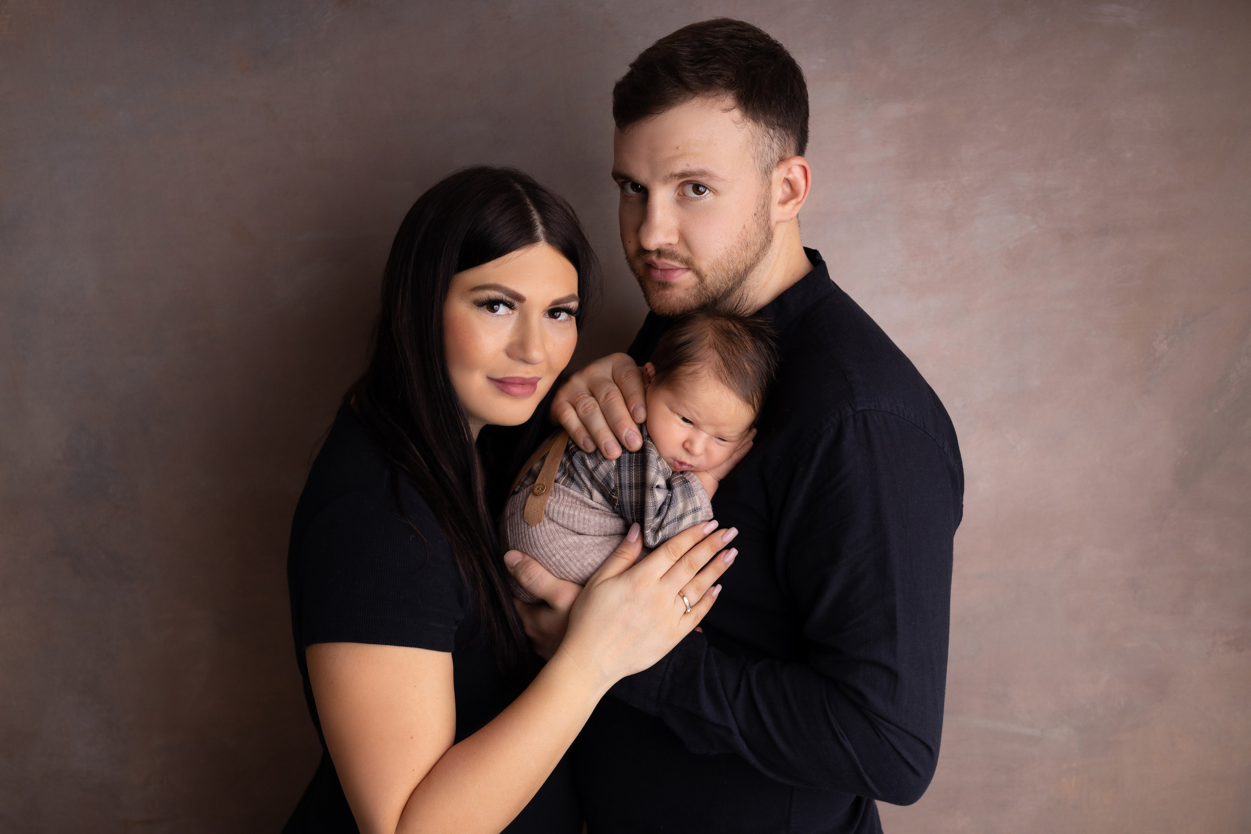 Семейные кадры от Elvira Kamaeva. Фотограф новорожденных малышей в Омске и Омской области Эльвира Камаева