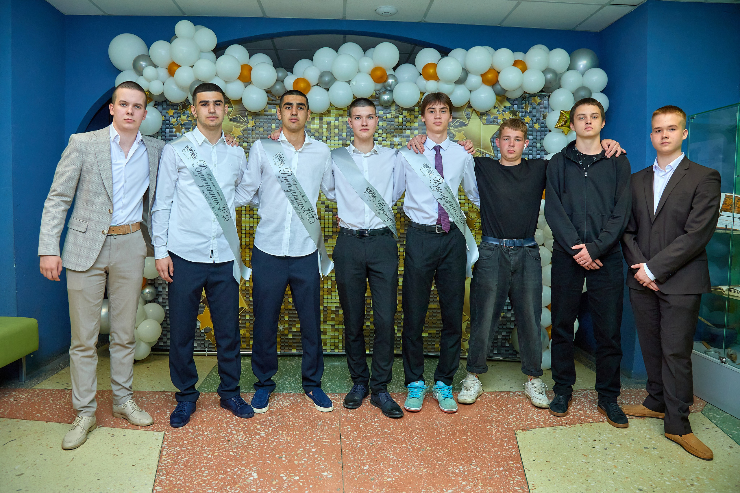 Выпускные 9-й и 11-й класс. Фотограф в Екатеринбурге Булат Хамитов