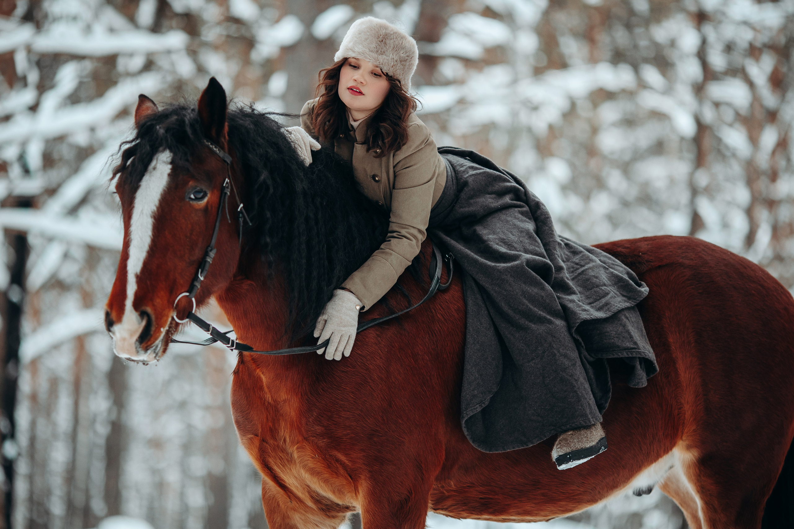 Аня и два тяжика (Малыш и Спартак). Анна Молчанова конный фотограф в Тюмени | фотосессии с лошадьми Тюмень