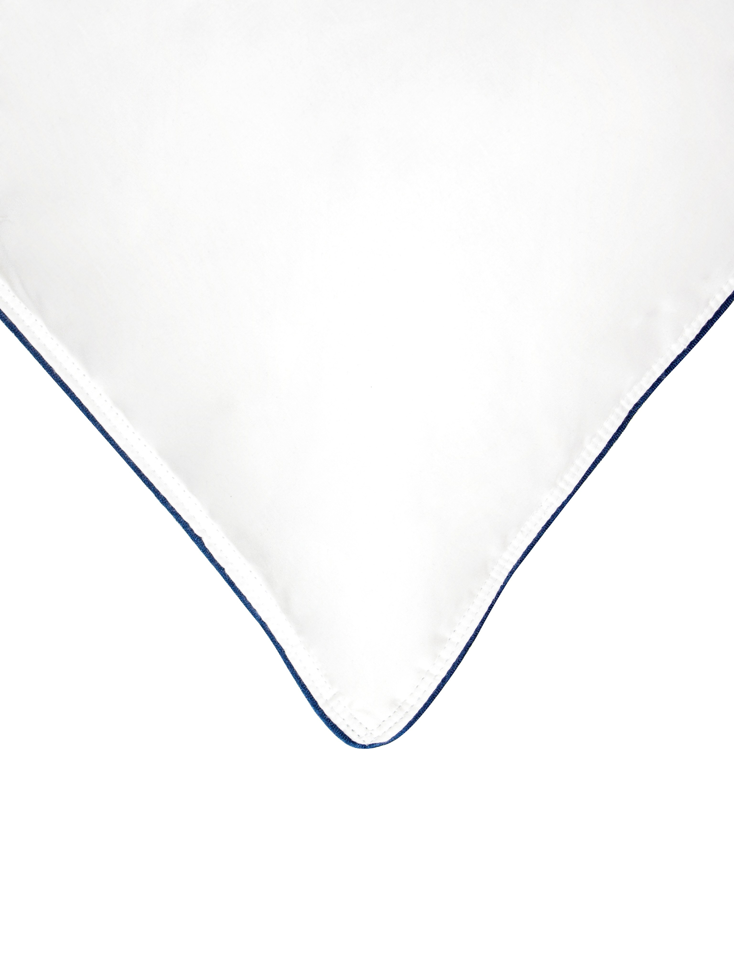 Подушки BELPOL. Фотограф Злата Спицына