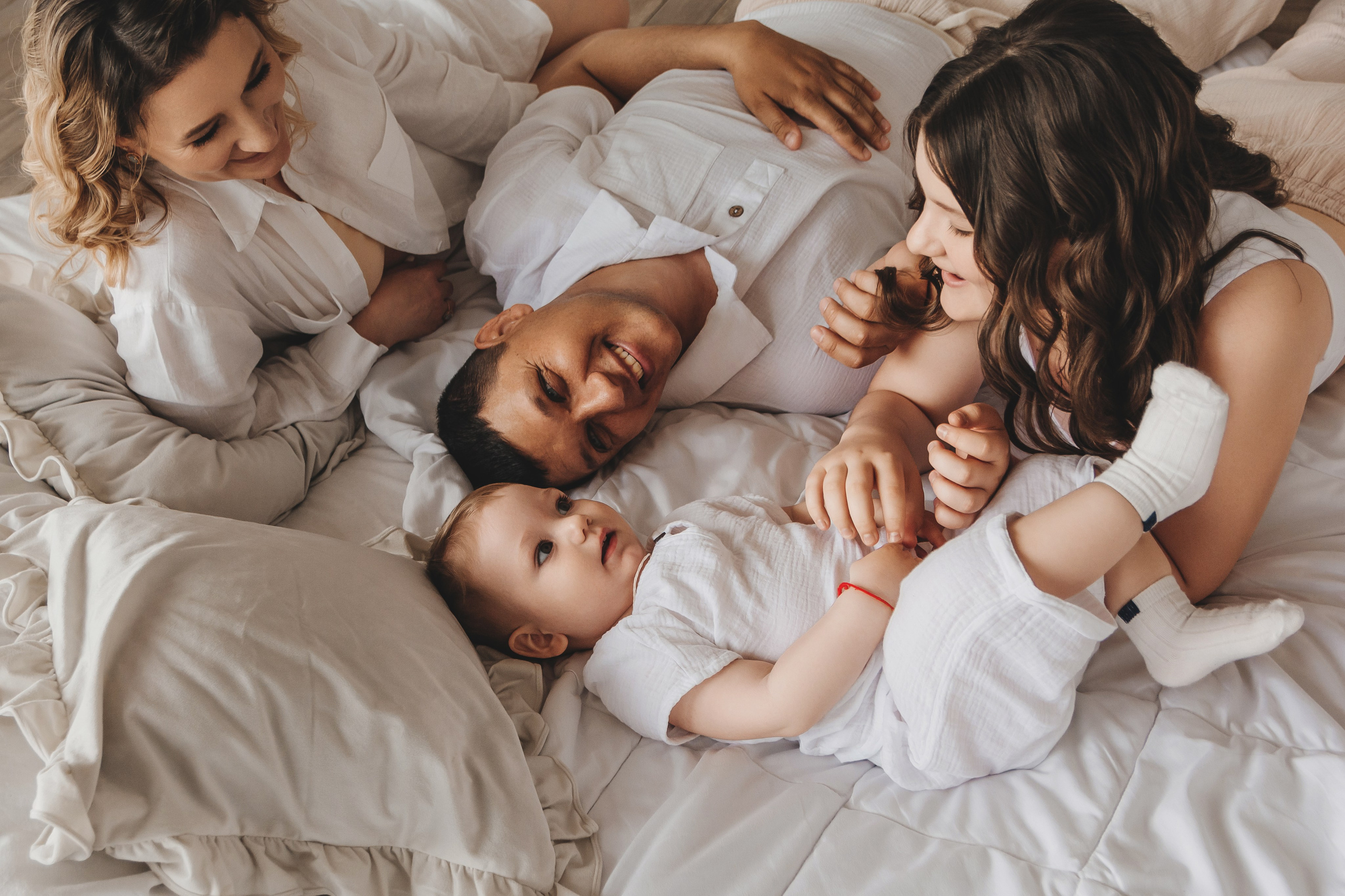 Фотосессия годика минимализм. Семейный и детский фотограф Кущ Наташа