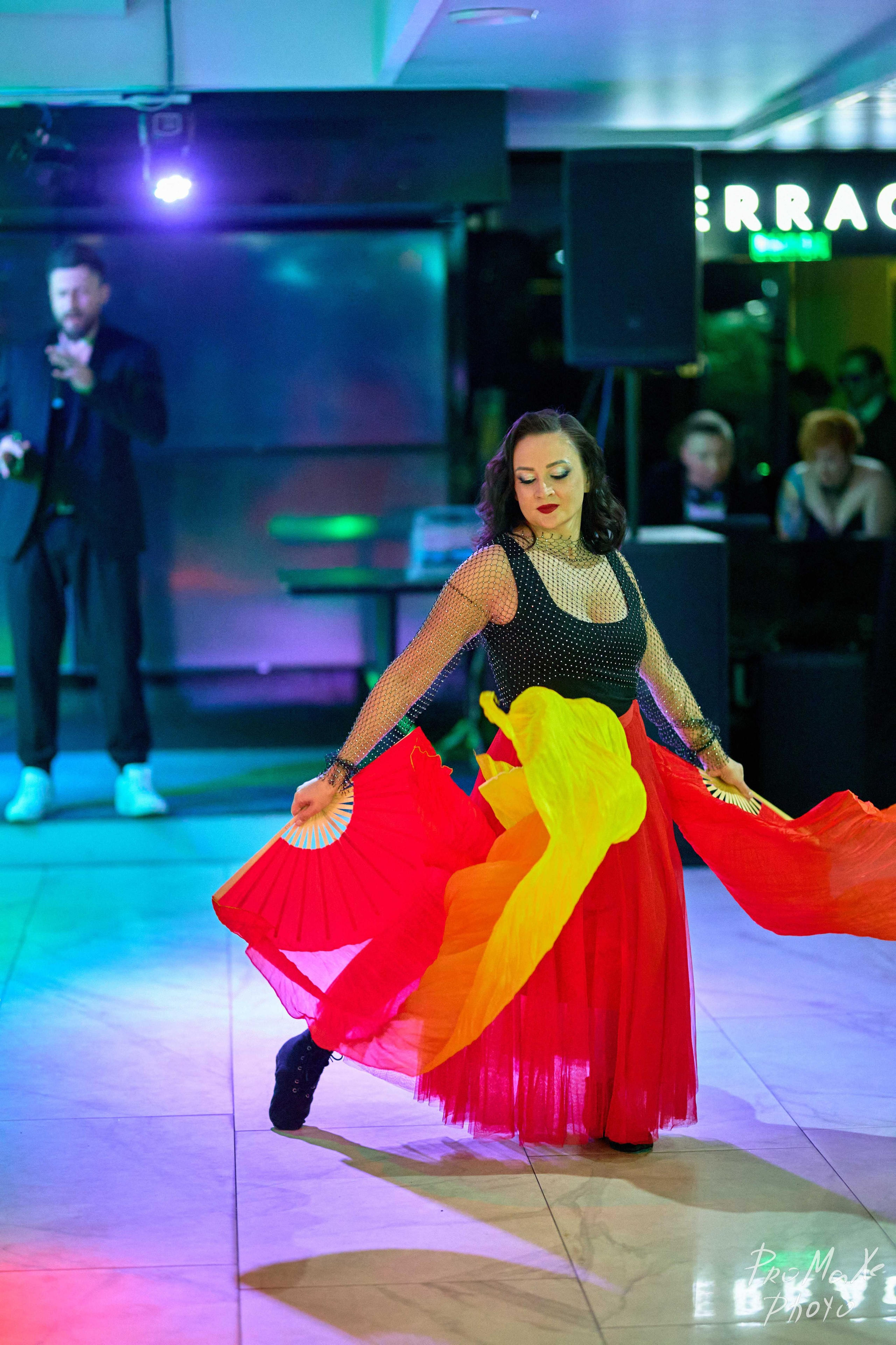 Зал КРАСА МАСС-МЕДИА ЧУВАШИИ. Владимир Суздалов (ProMaXe) — Портретный фотограф, тематические фотосессии в Чебоксарах