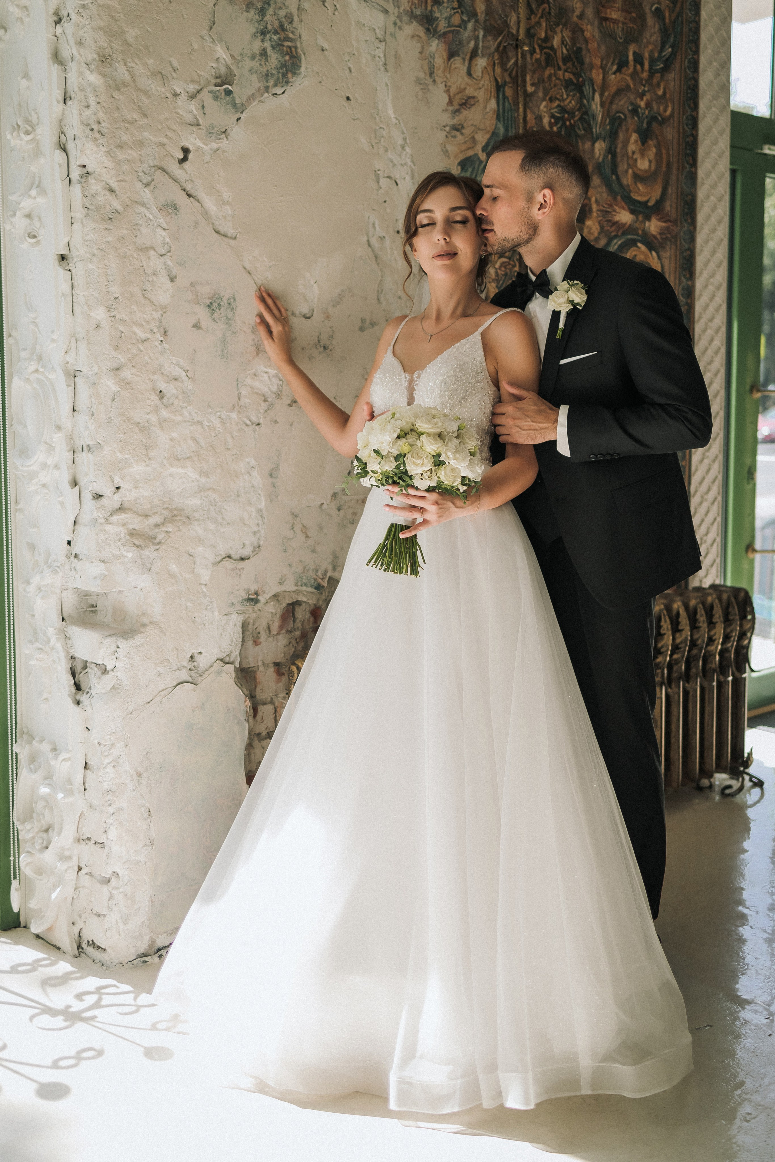 Свадебная прогулка Екатерины и Евгения. Свадебная фотография. Арина Рубах