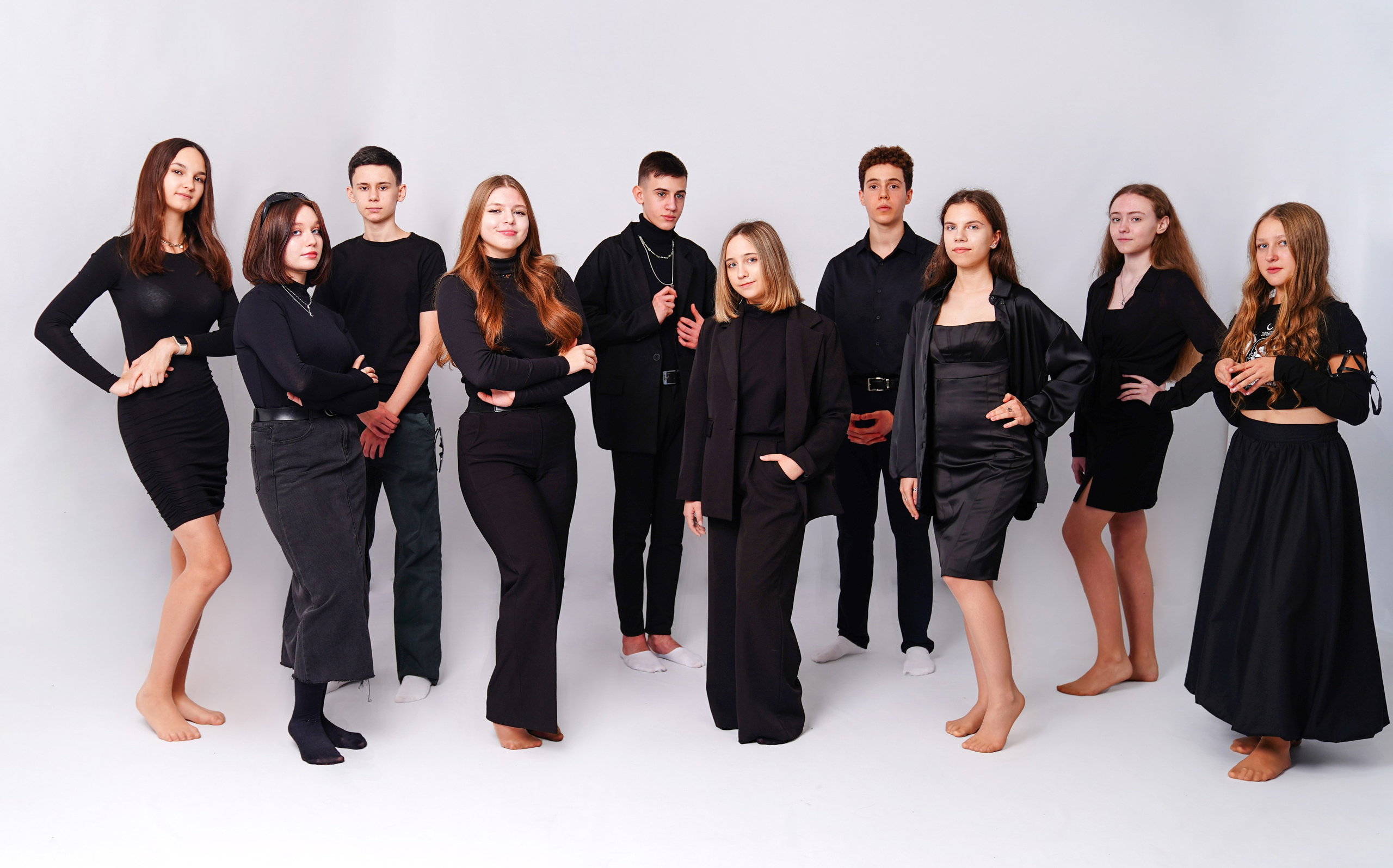 Мелкие группы / старшие классы. MEMENTO.Выпускные альбомы, школьные, юбилейные и другие книги. Ростов-на-Дону