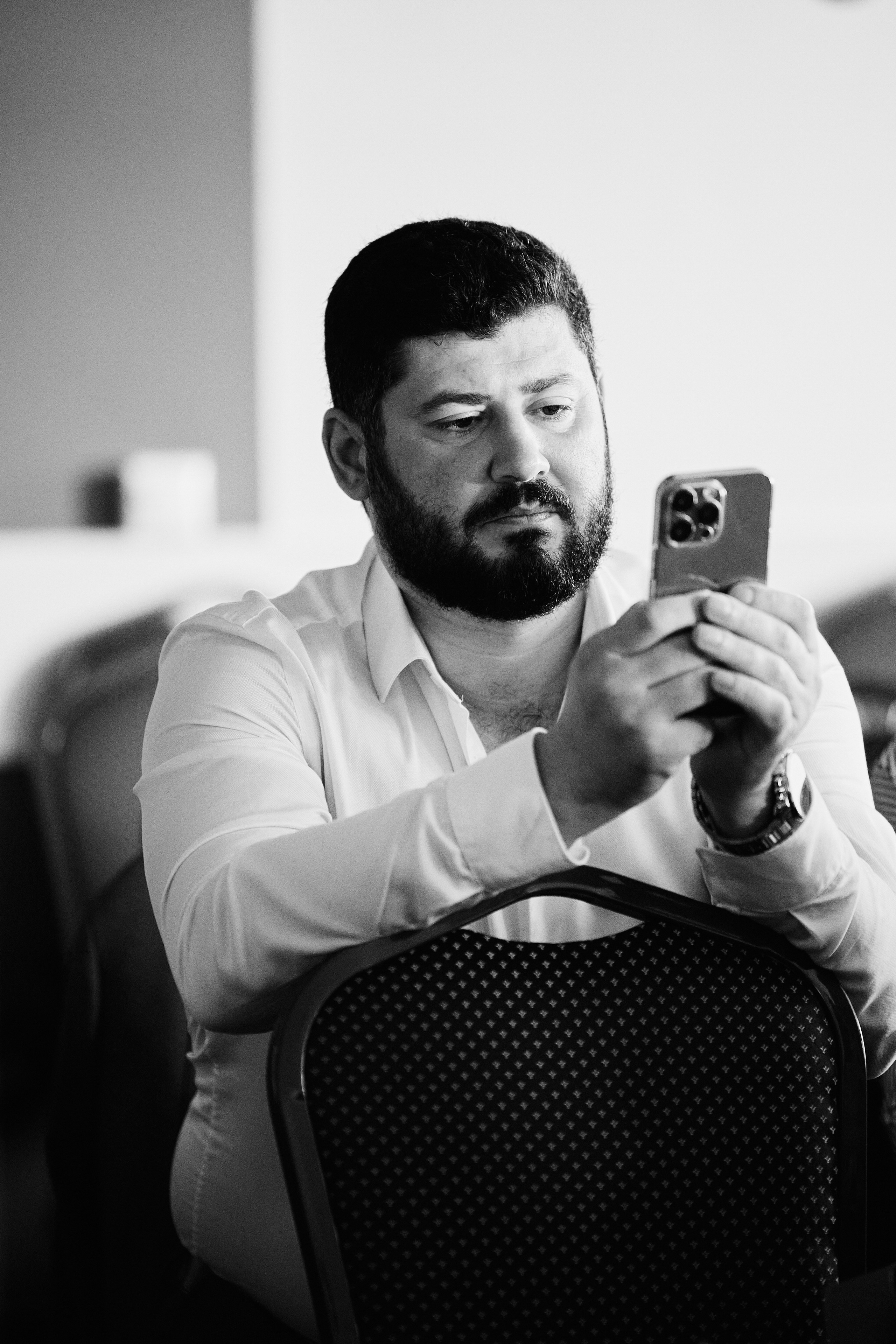 Презентация MR Group в ibis 23.04. Свадебный репортажный фотограф краснодар максим дремов дрёмов фотосессия студия цена